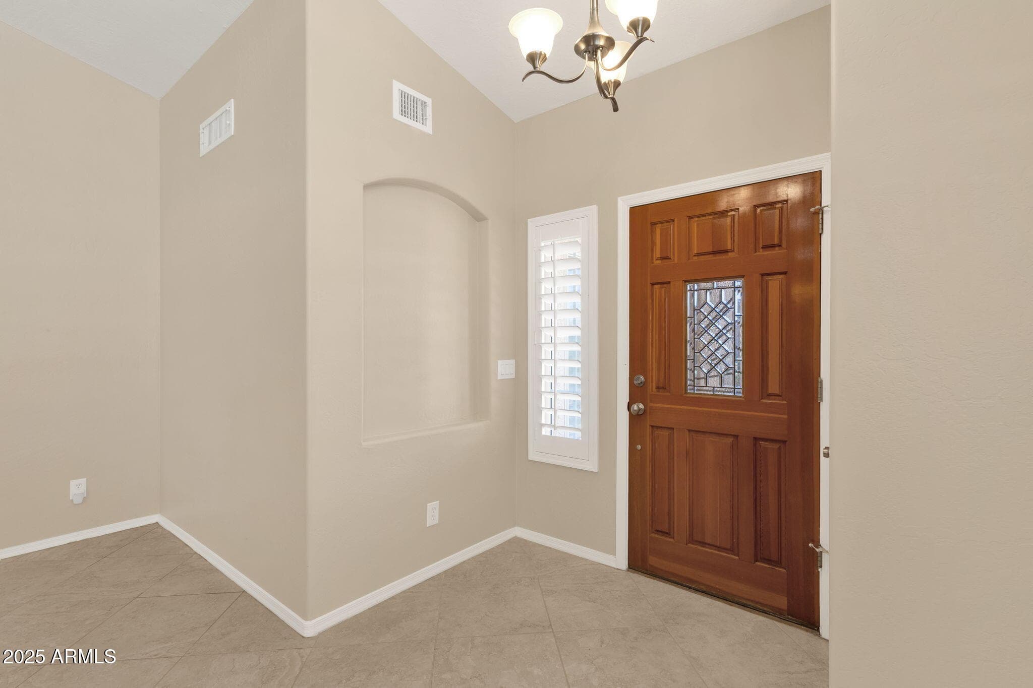 11840 E Clinton St — photo 2