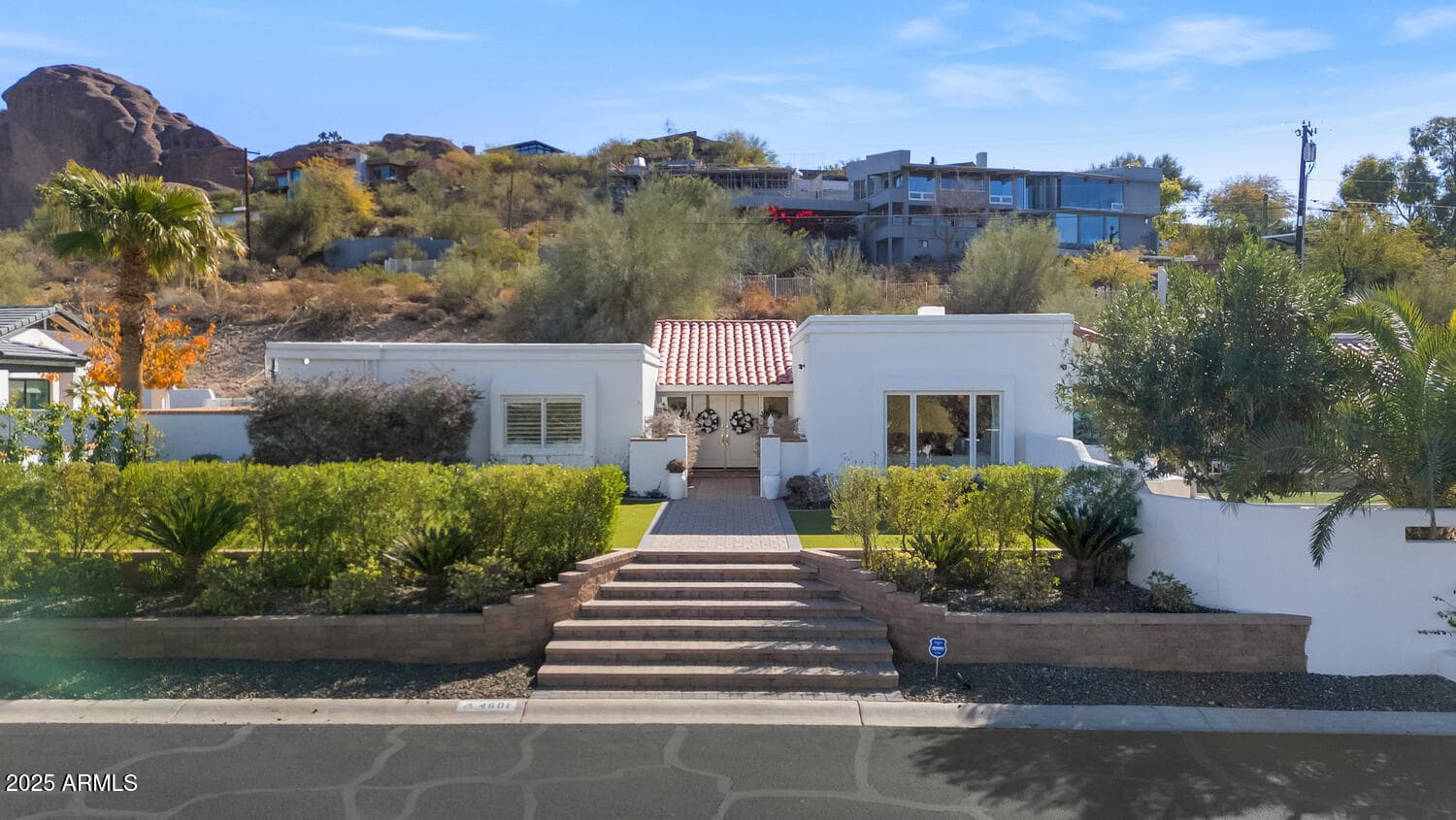 4601 E Solano Dr — photo 1