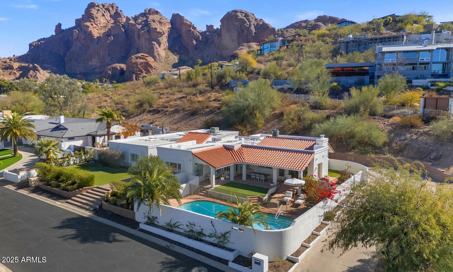 4601 E Solano Dr — photo 2