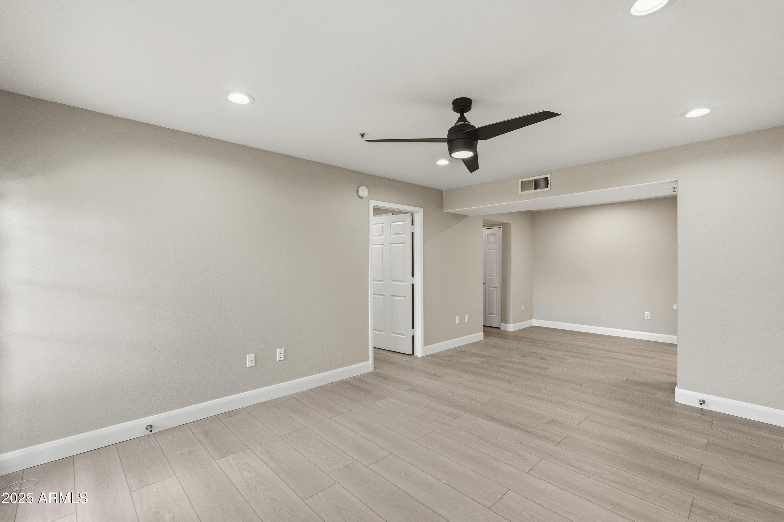 9990 N SCOTTSDALE RD - Photo 5