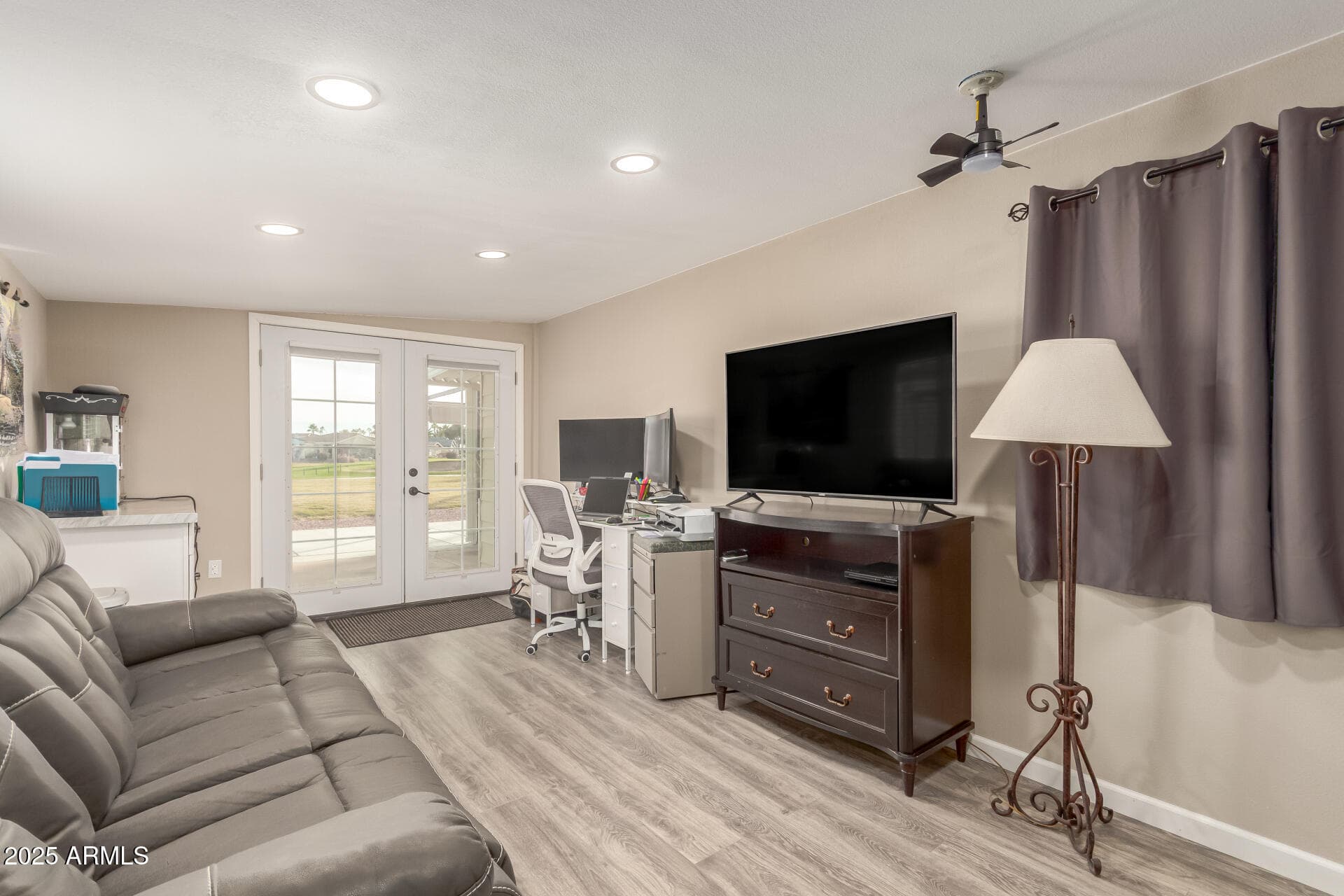 5263 E MCDOWELL RD - Photo 5