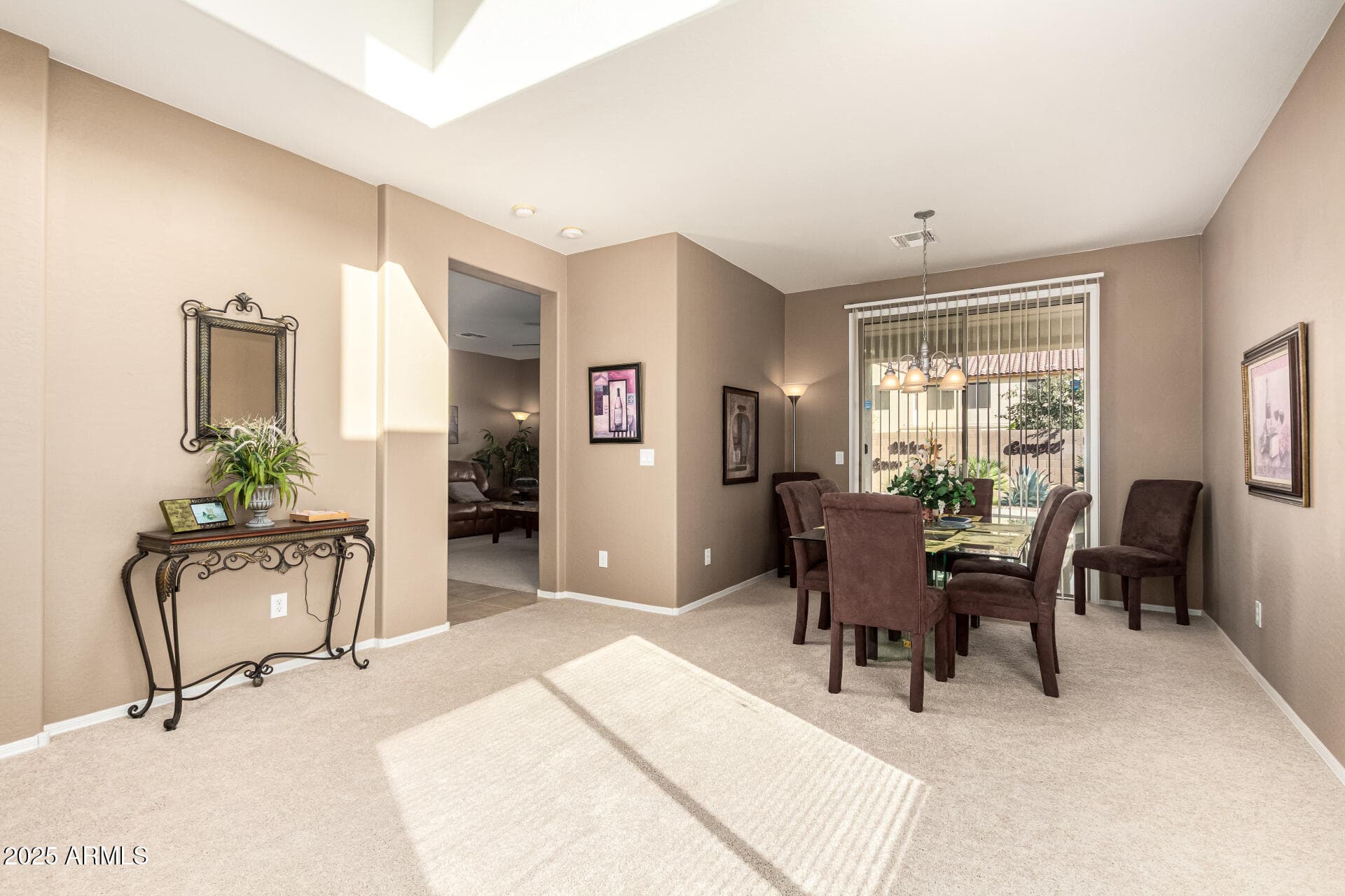 2417 N PECOS DR - Photo 3