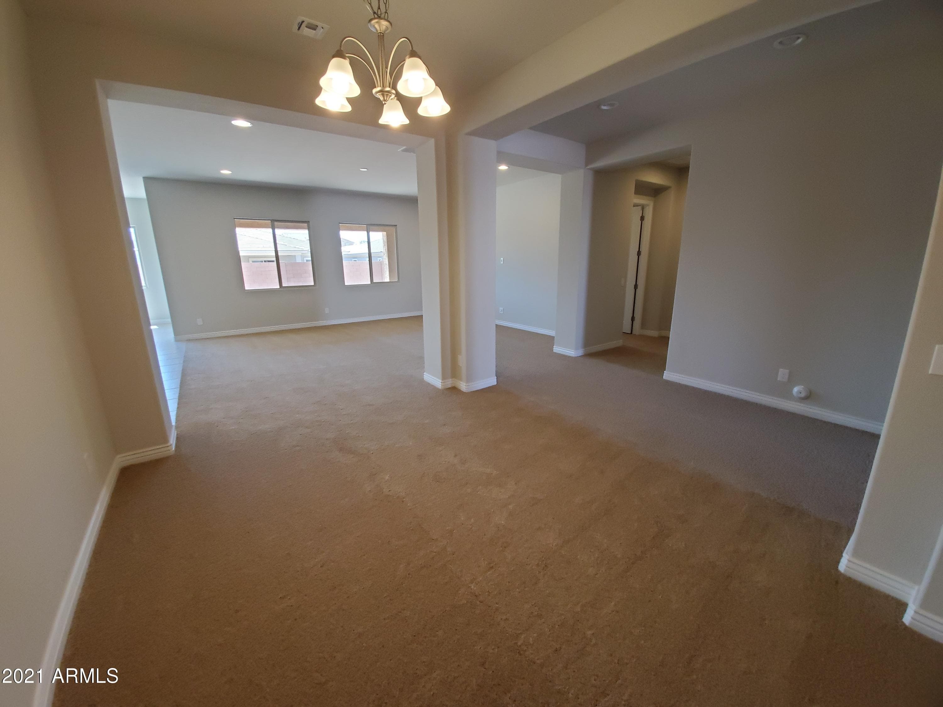 8537 W Myrtle Ave — photo 2
