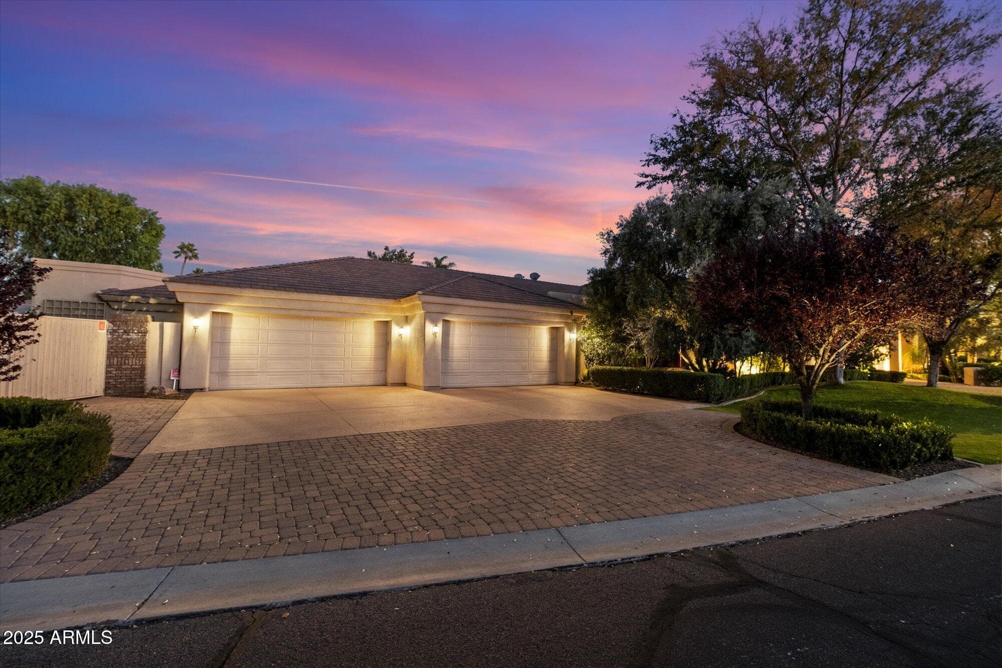 6038 E Sunnyside Dr — photo 60