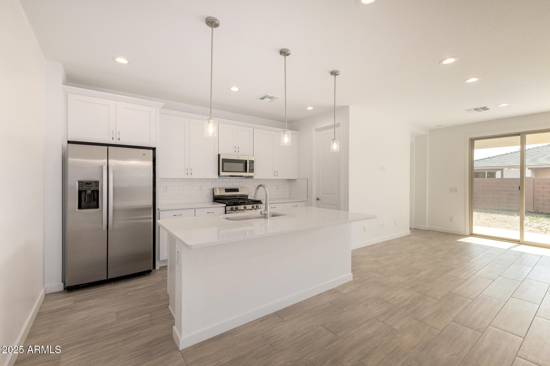 5335 W Las Palmaritas Dr — photo 2