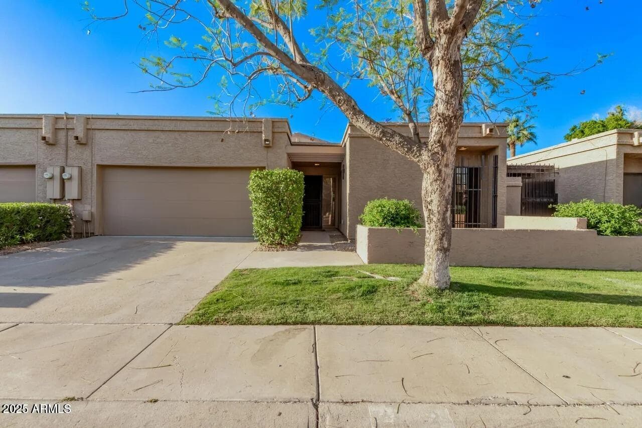 7962 E San Miguel Ave — photo 1