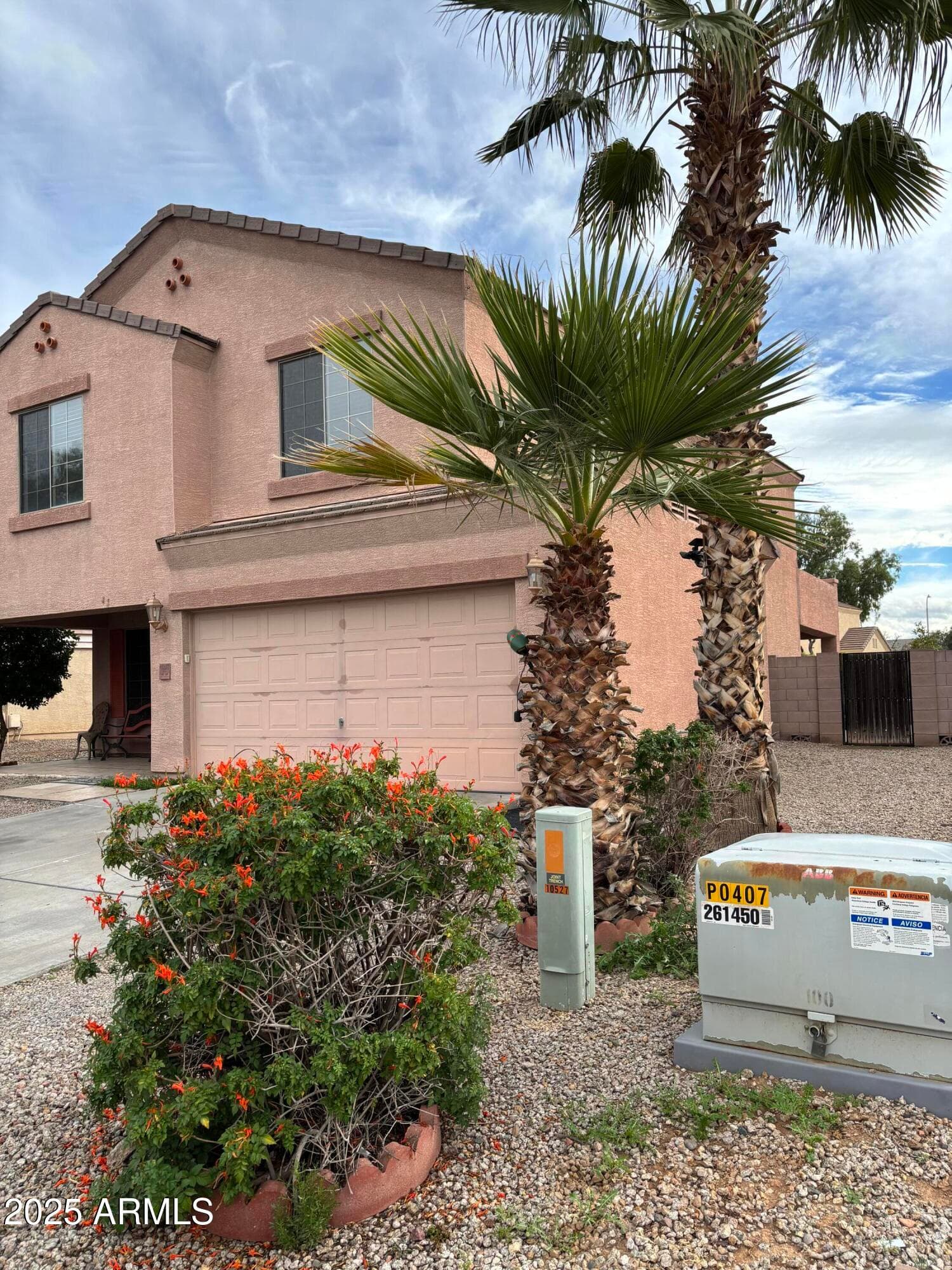 10527 W Papago St — photo 2