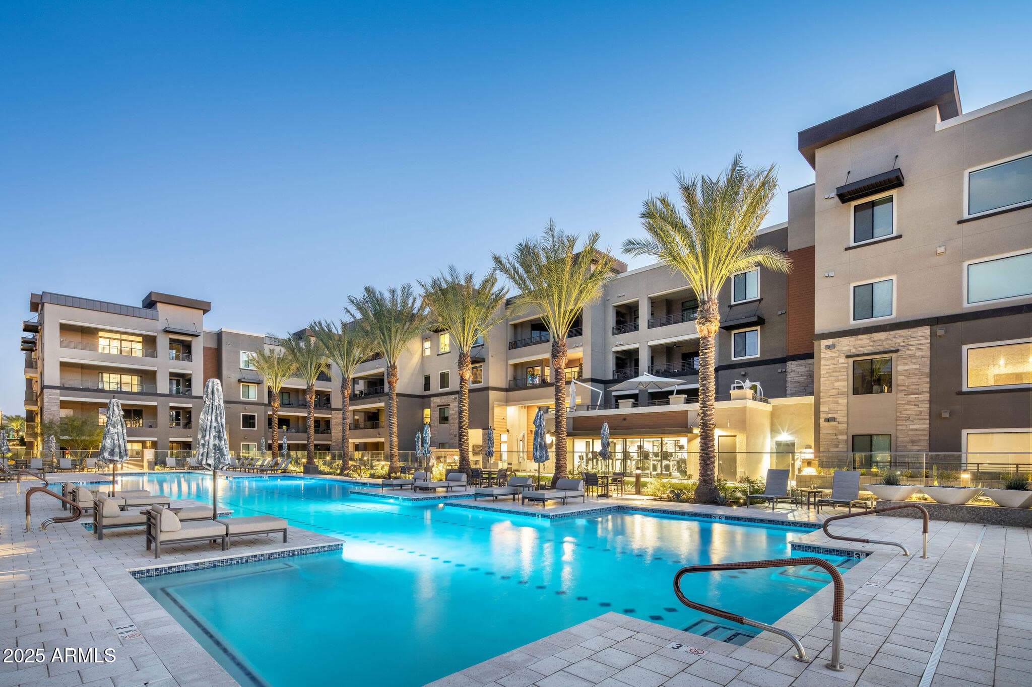 5250 E Deer Valley Dr 303 — photo 1