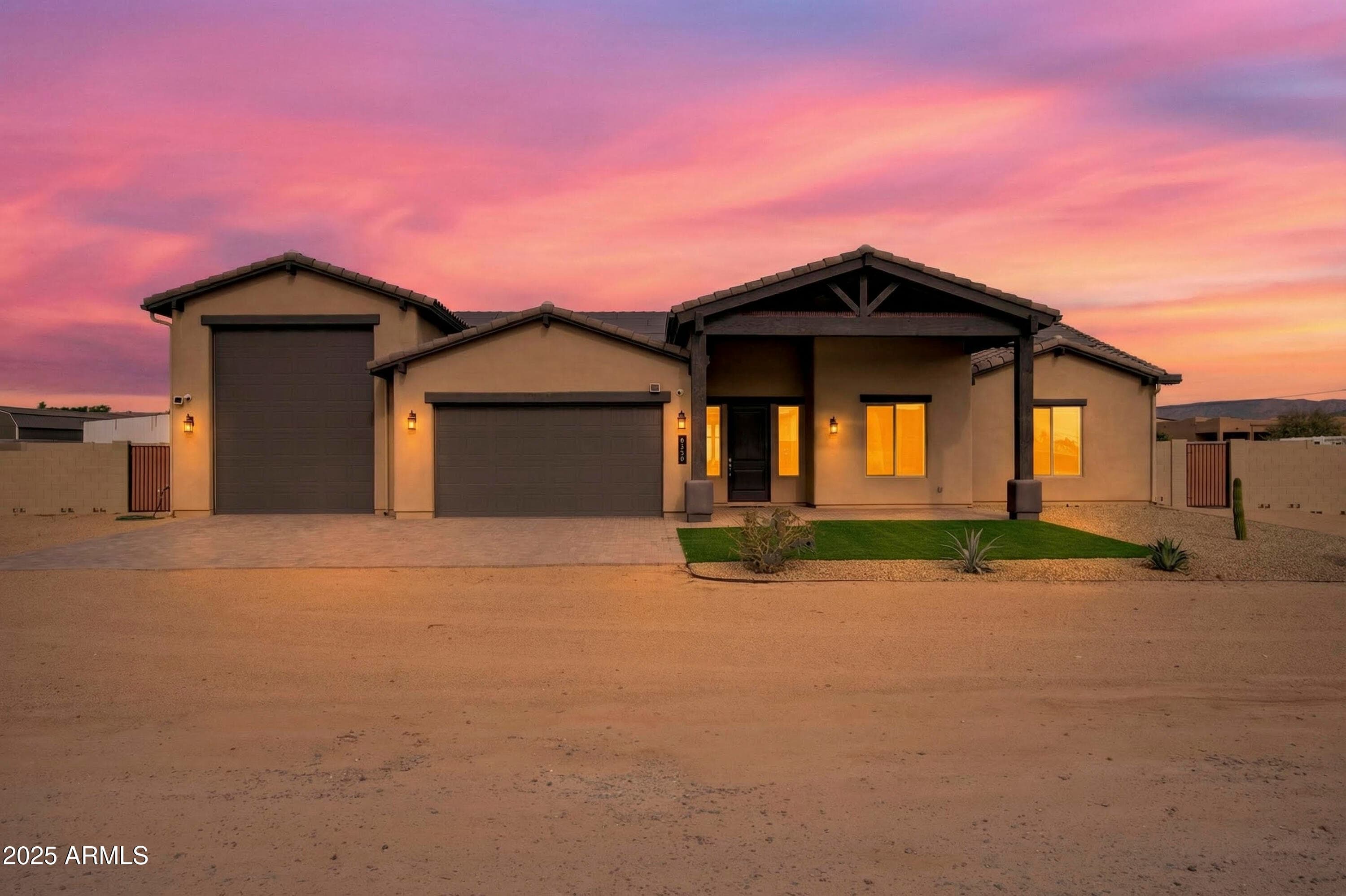 2120 W Tanya Trail — photo 2