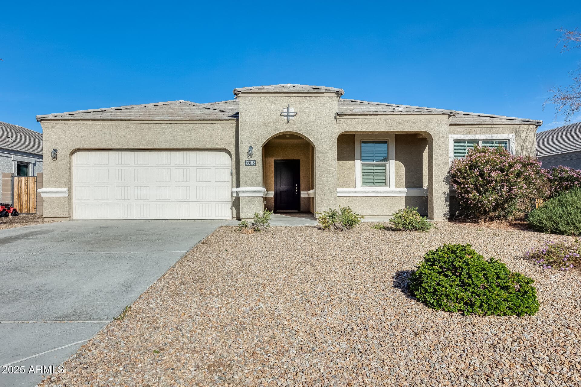 30388 W Amelia Ave — photo 1