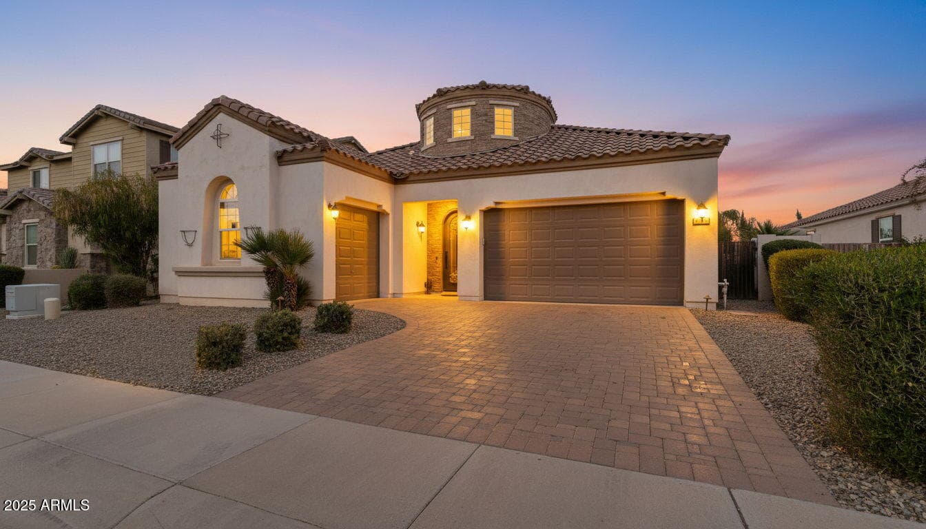 4306 E Yellowstone Pl — photo 1