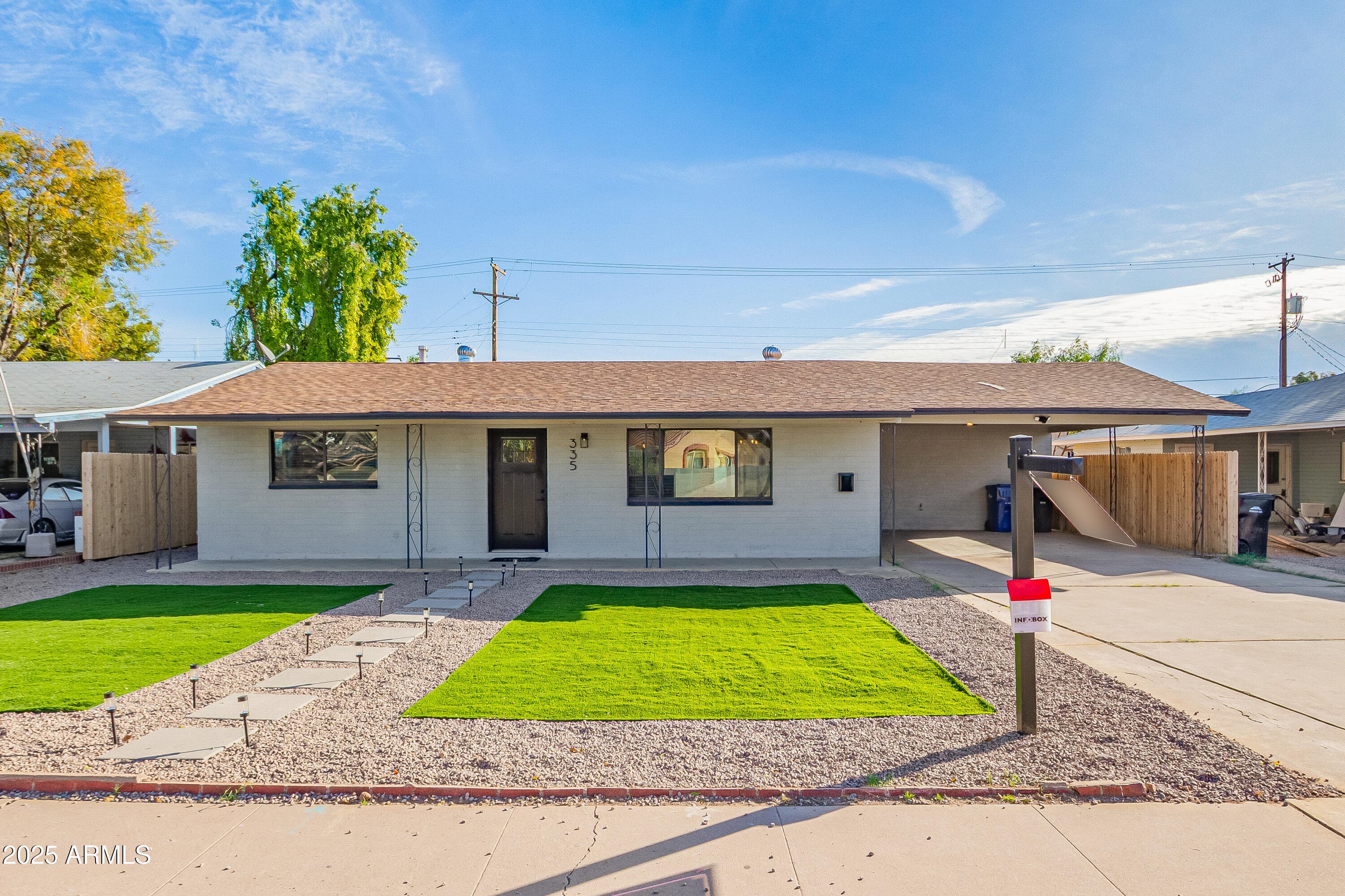 335 S Harris Dr — photo 1