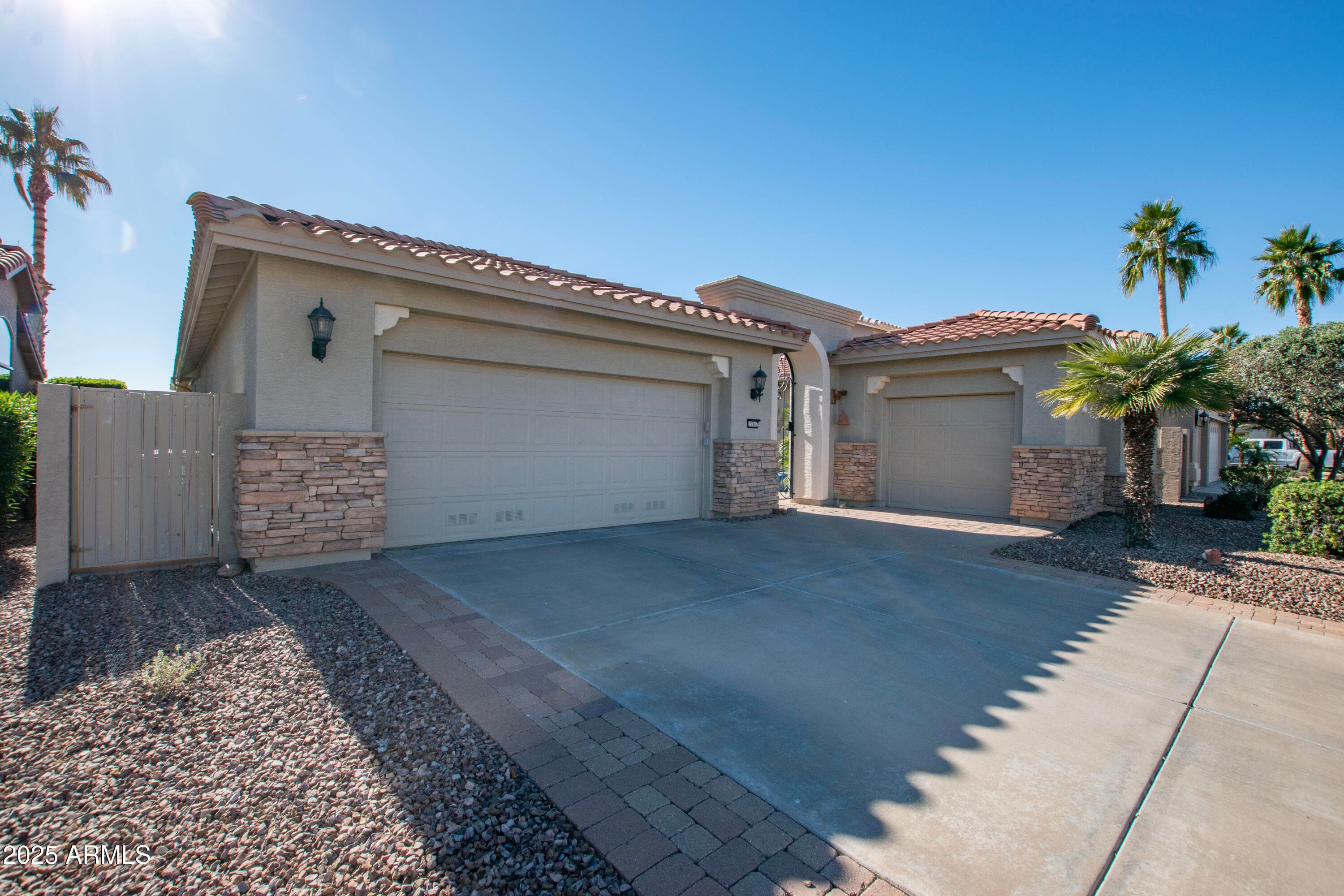15947 W Mulberry Dr — photo 2