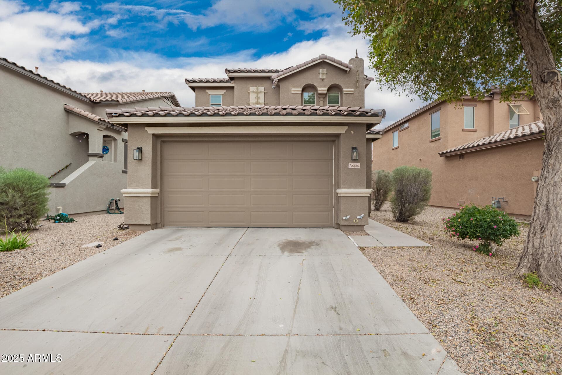 18320 N Betty Ct — photo 1