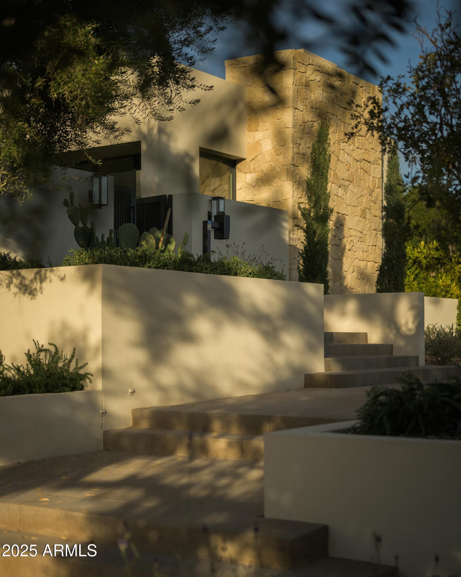 4510 E Maderos Del Cuenta Dr — photo 2