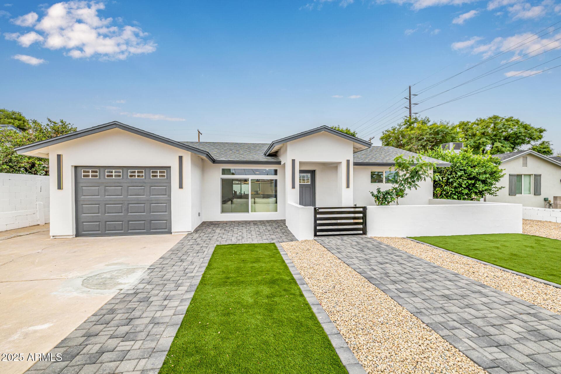 5207 E Windsor Ave — photo 2