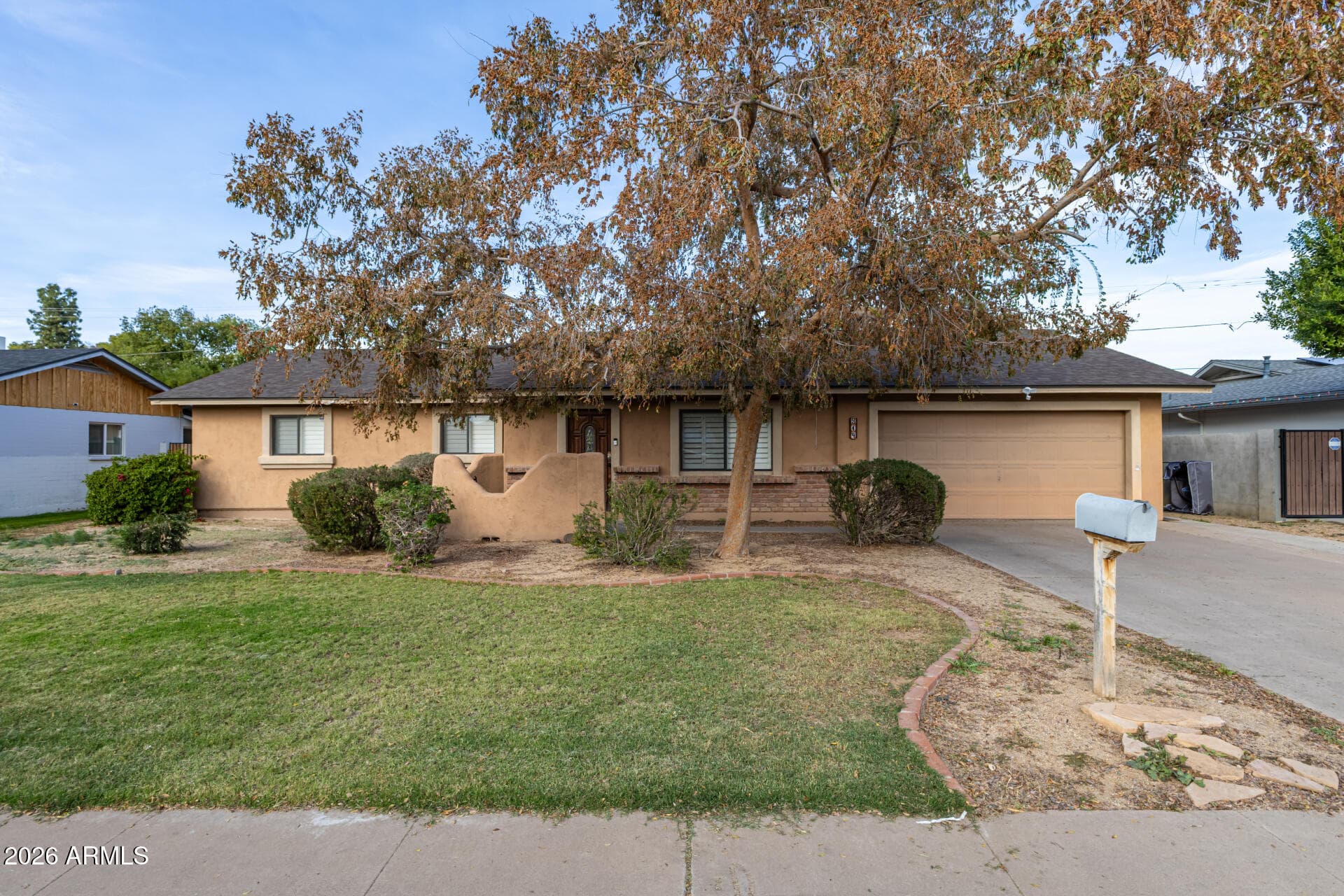 314 E El Caminito Dr — photo 1