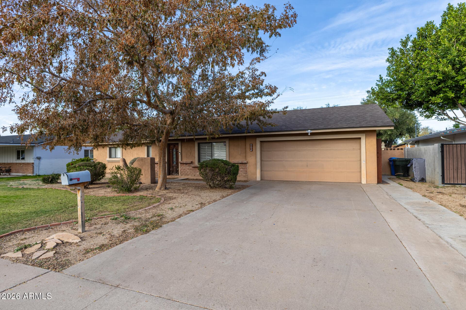 314 E El Caminito Dr — photo 2