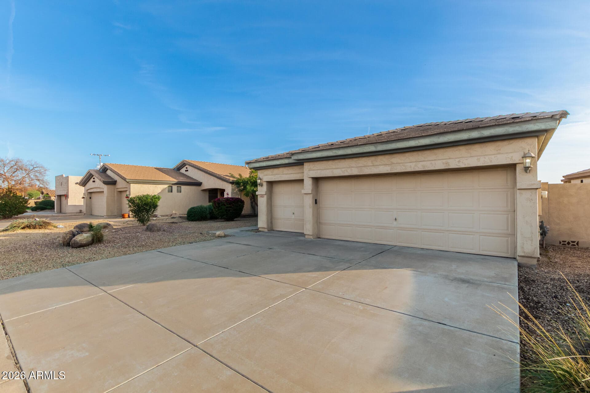 14625 W Amelia Ave — photo 2