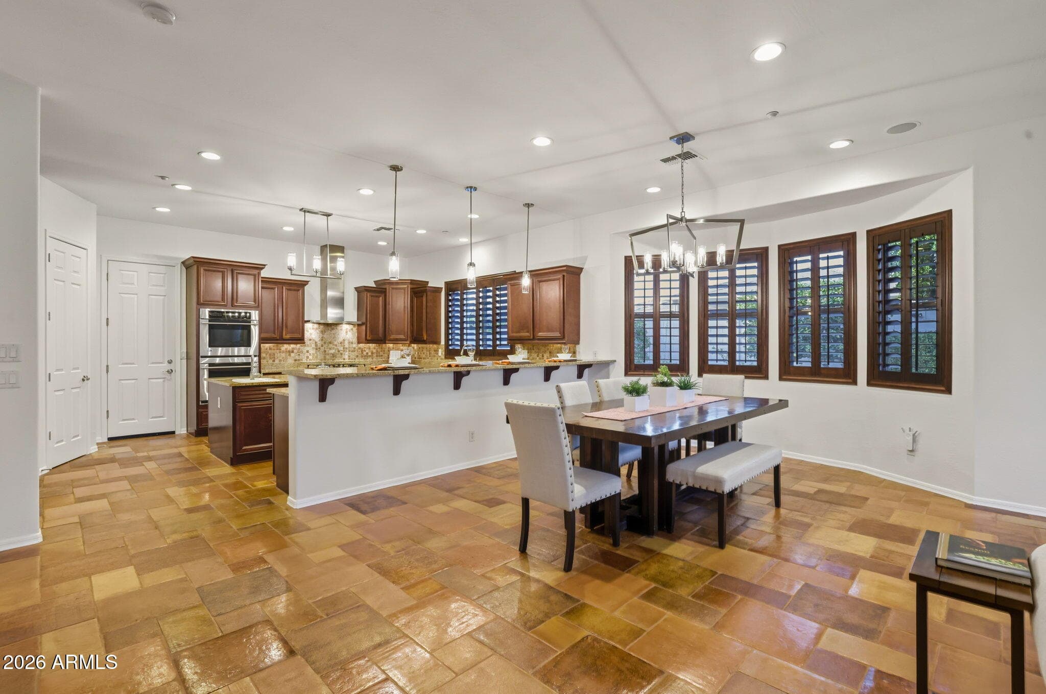 4833 N Barranco Dr — photo 2