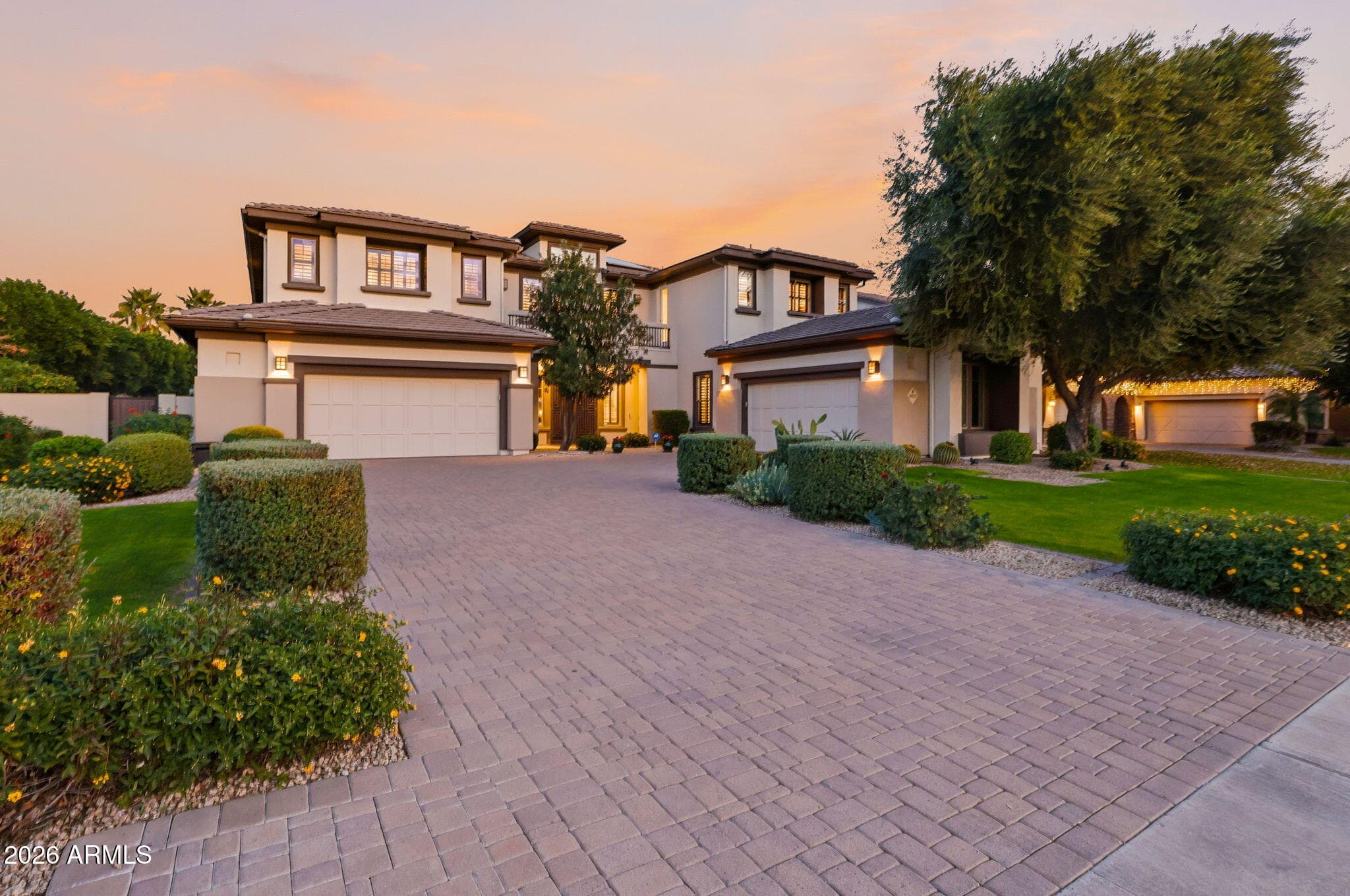 4833 N Barranco Dr — photo 1