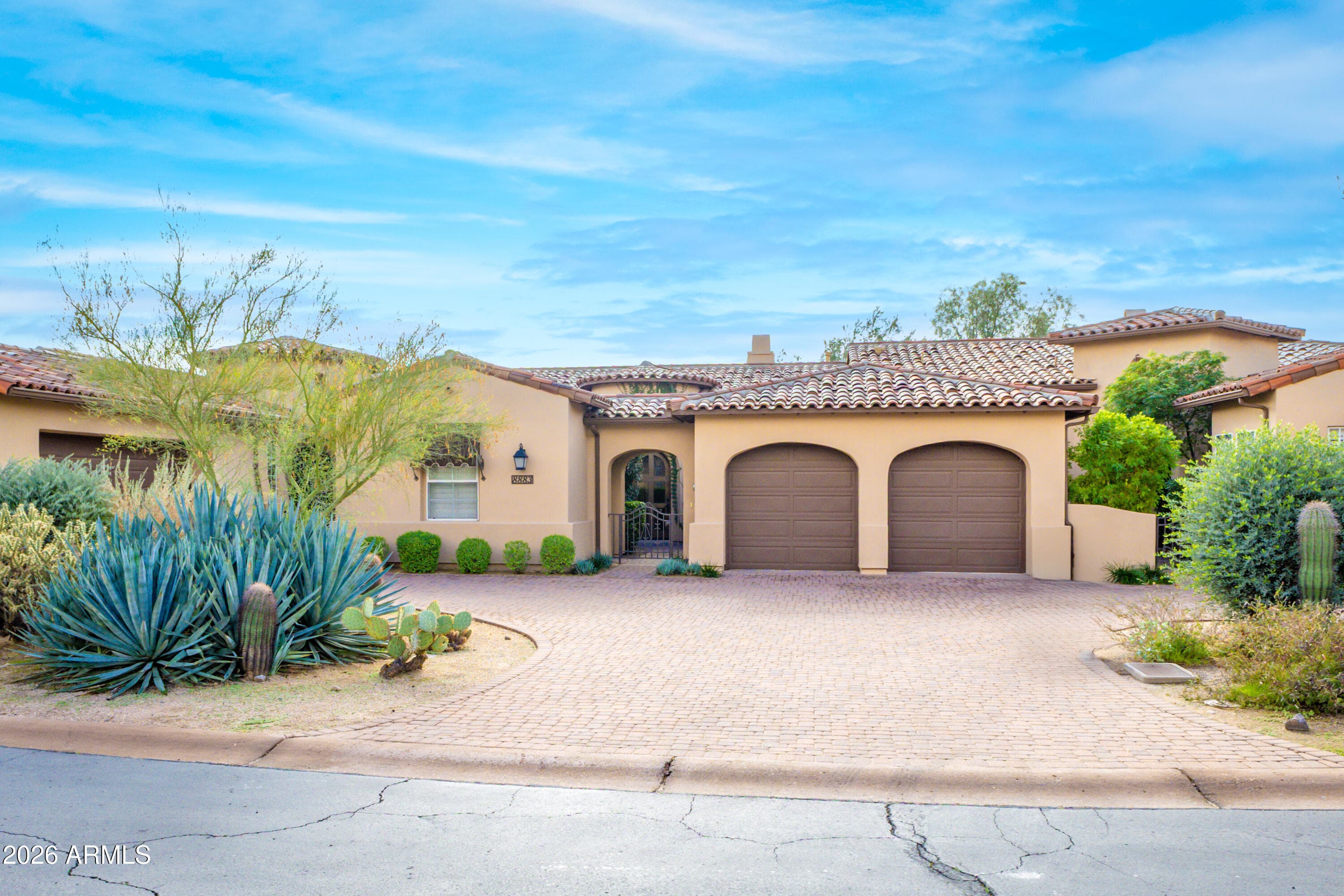8883 E Mountain Spring Rd — photo 1