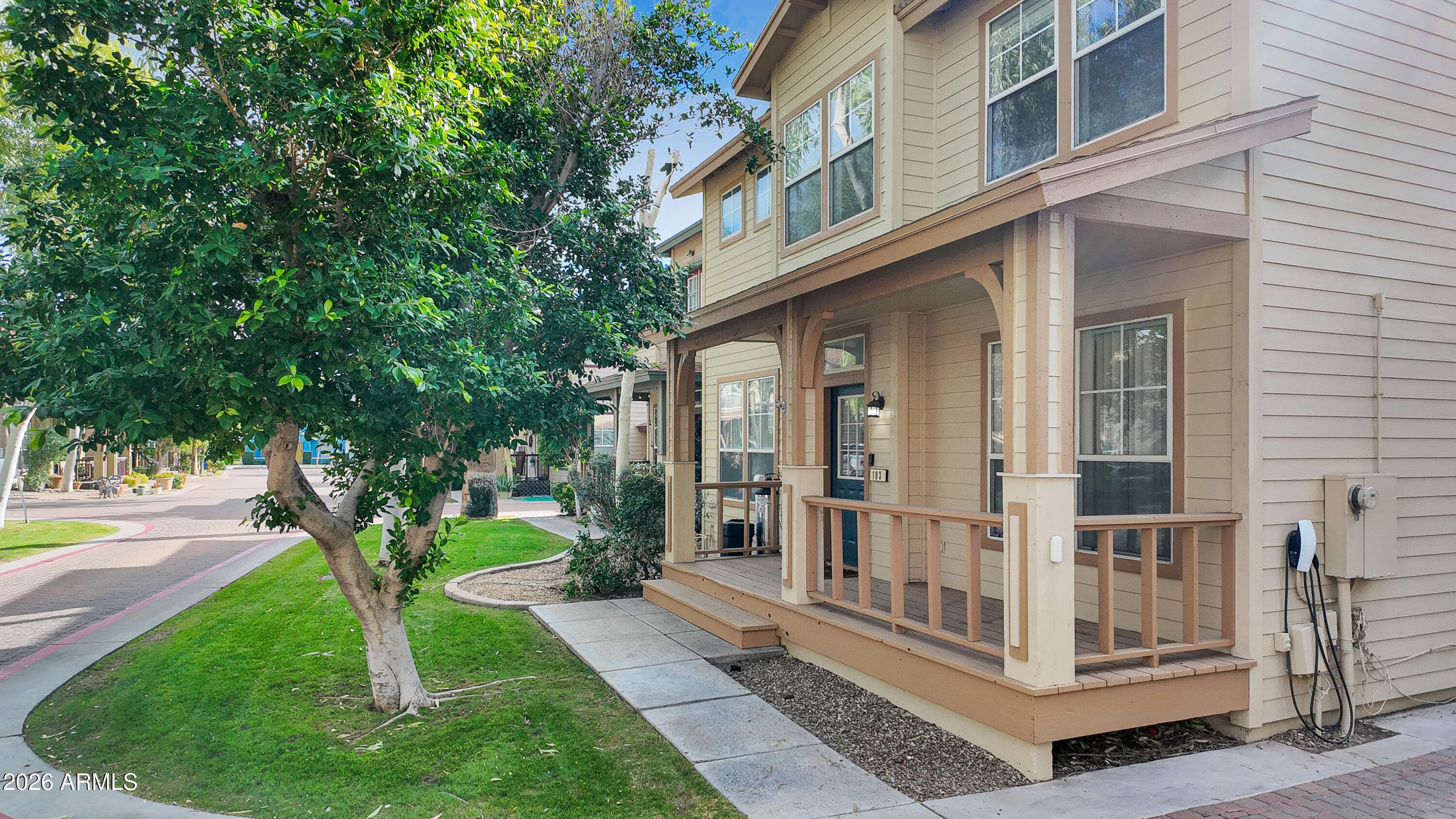 942 S Ash Ave 103 — photo 1