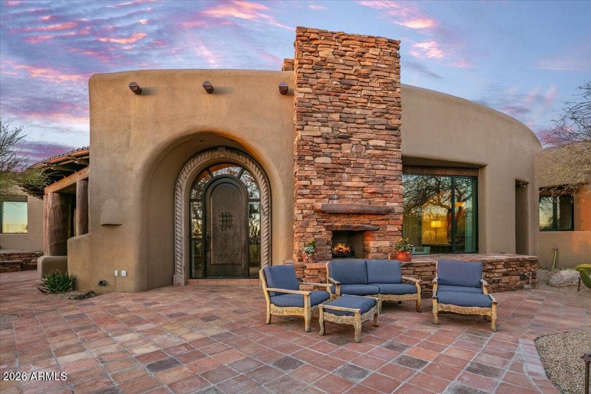 10460 E Palo Brea Dr — photo 1