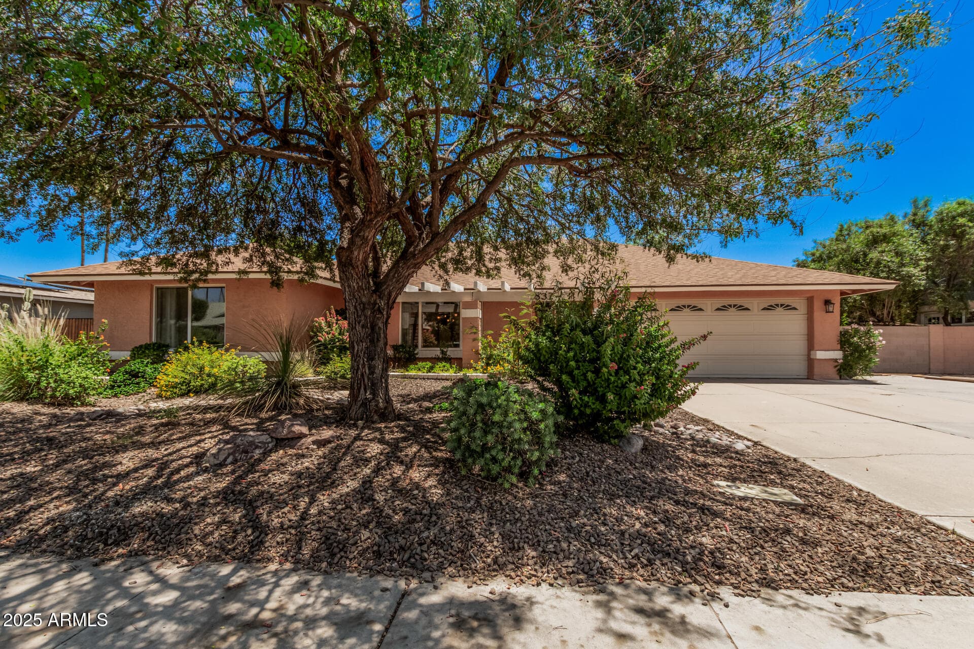 837 W Keating Ave — photo 19