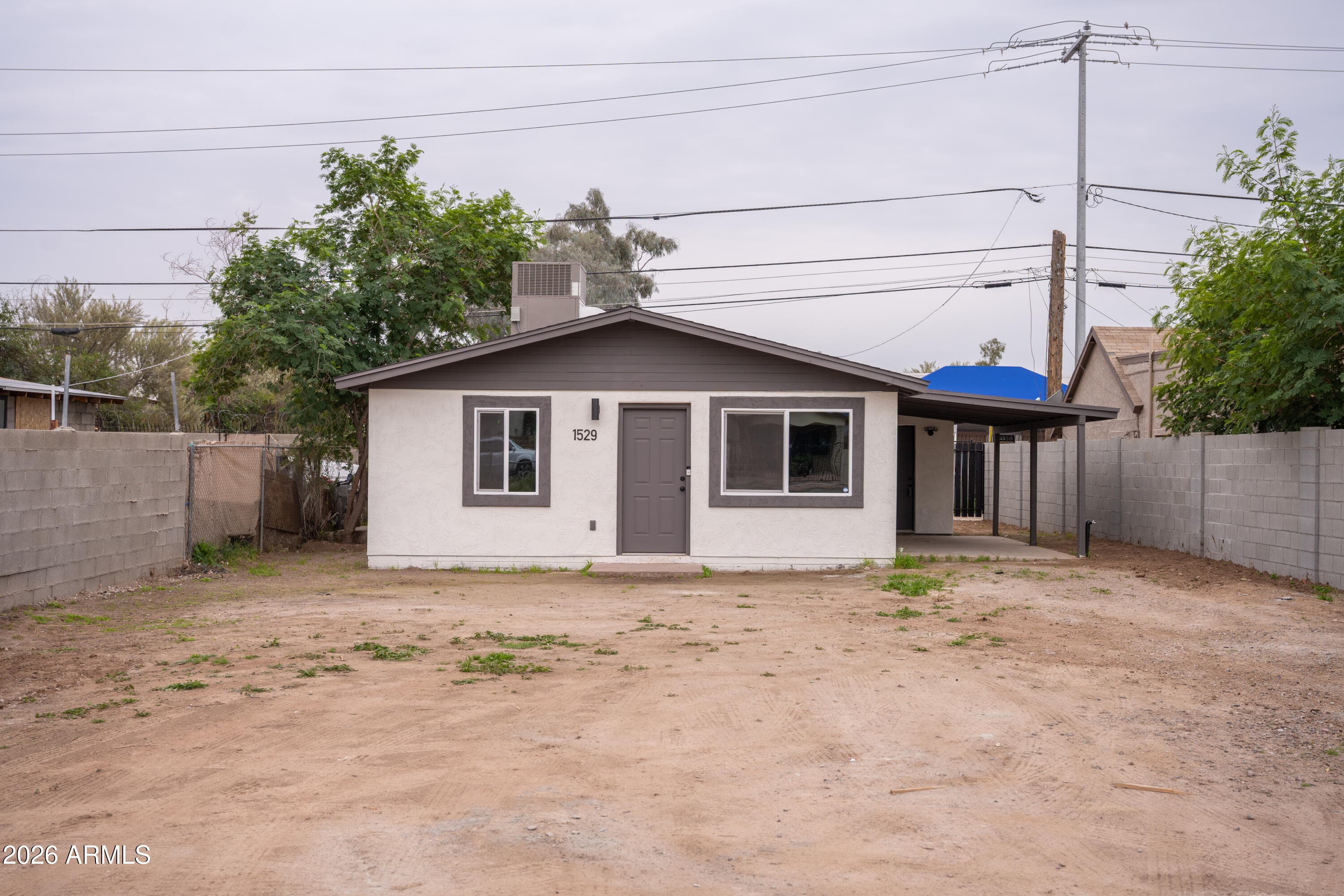 1529 E Monroe St — photo 1