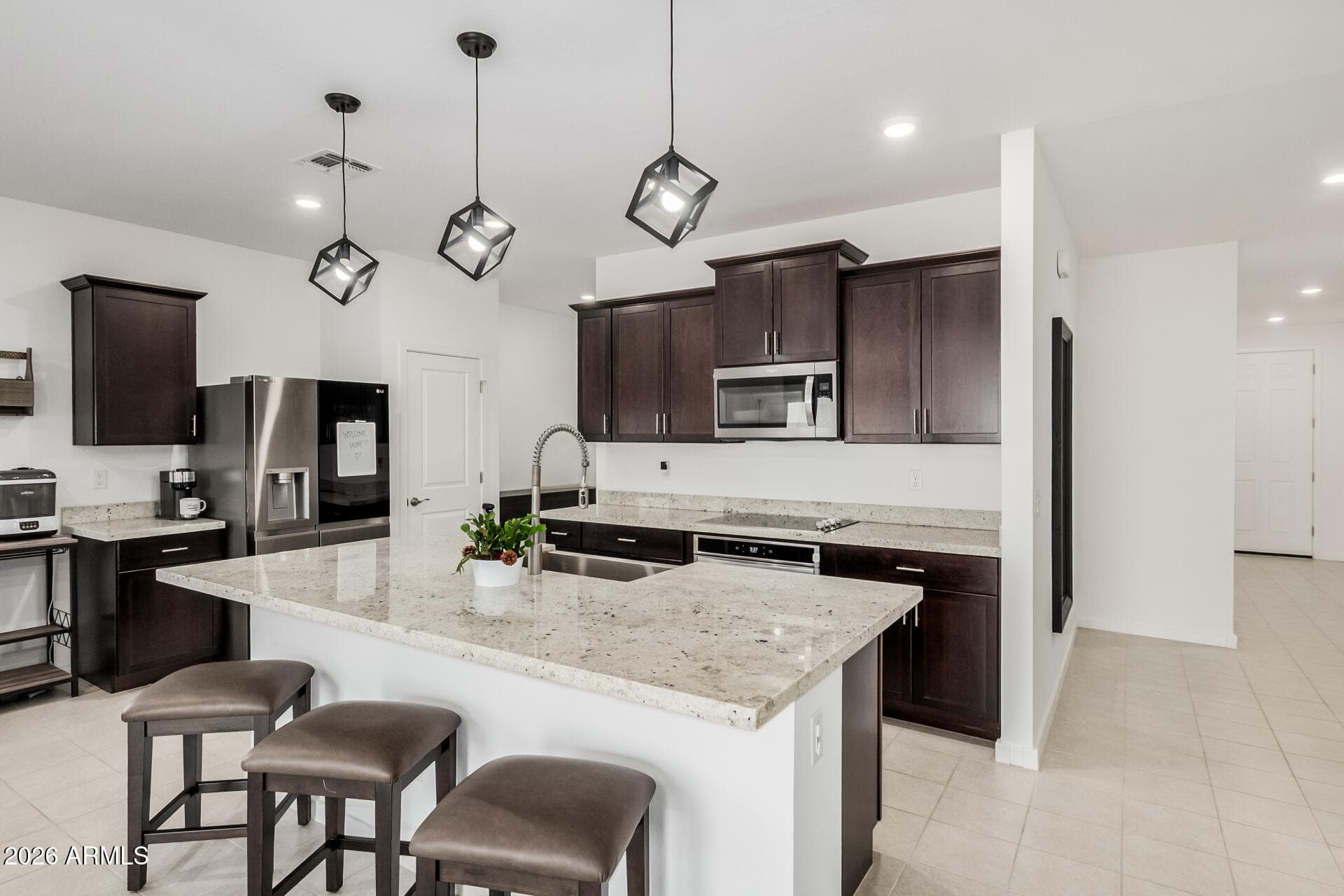 22466 W Sonora St — photo 2