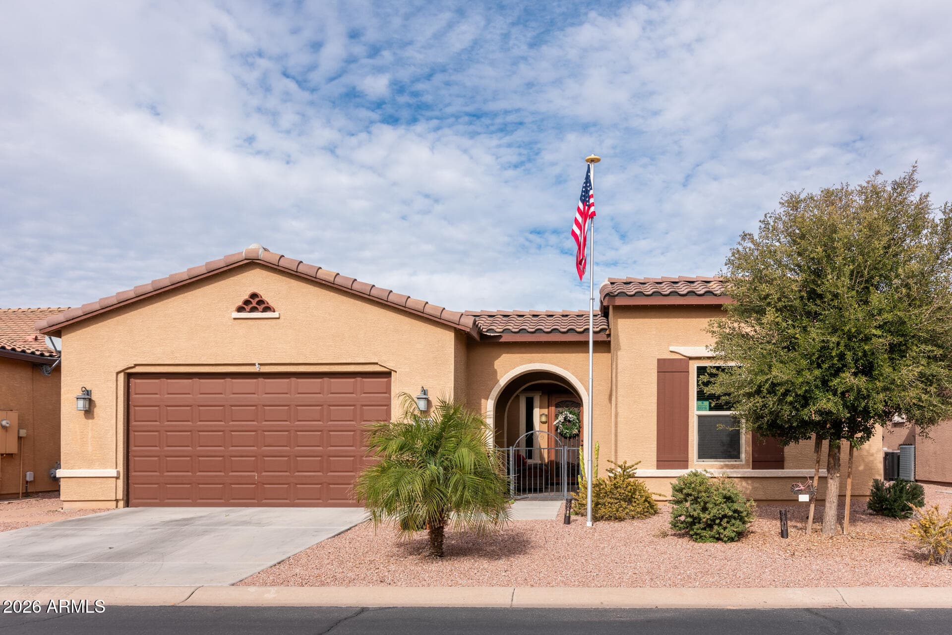 42174 W Solitare Dr — photo 1