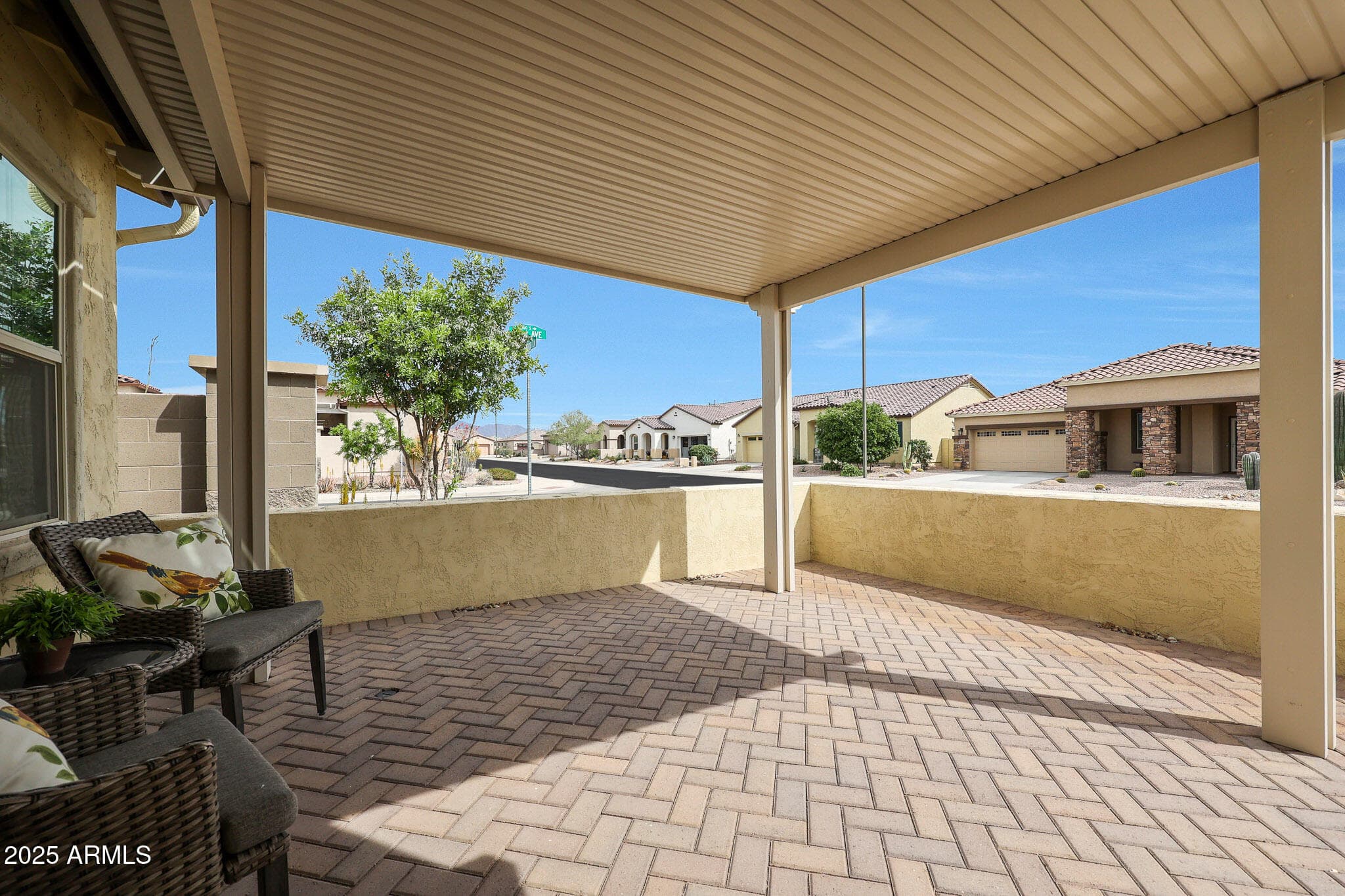 18106 W REDWOOD LN - Photo 4