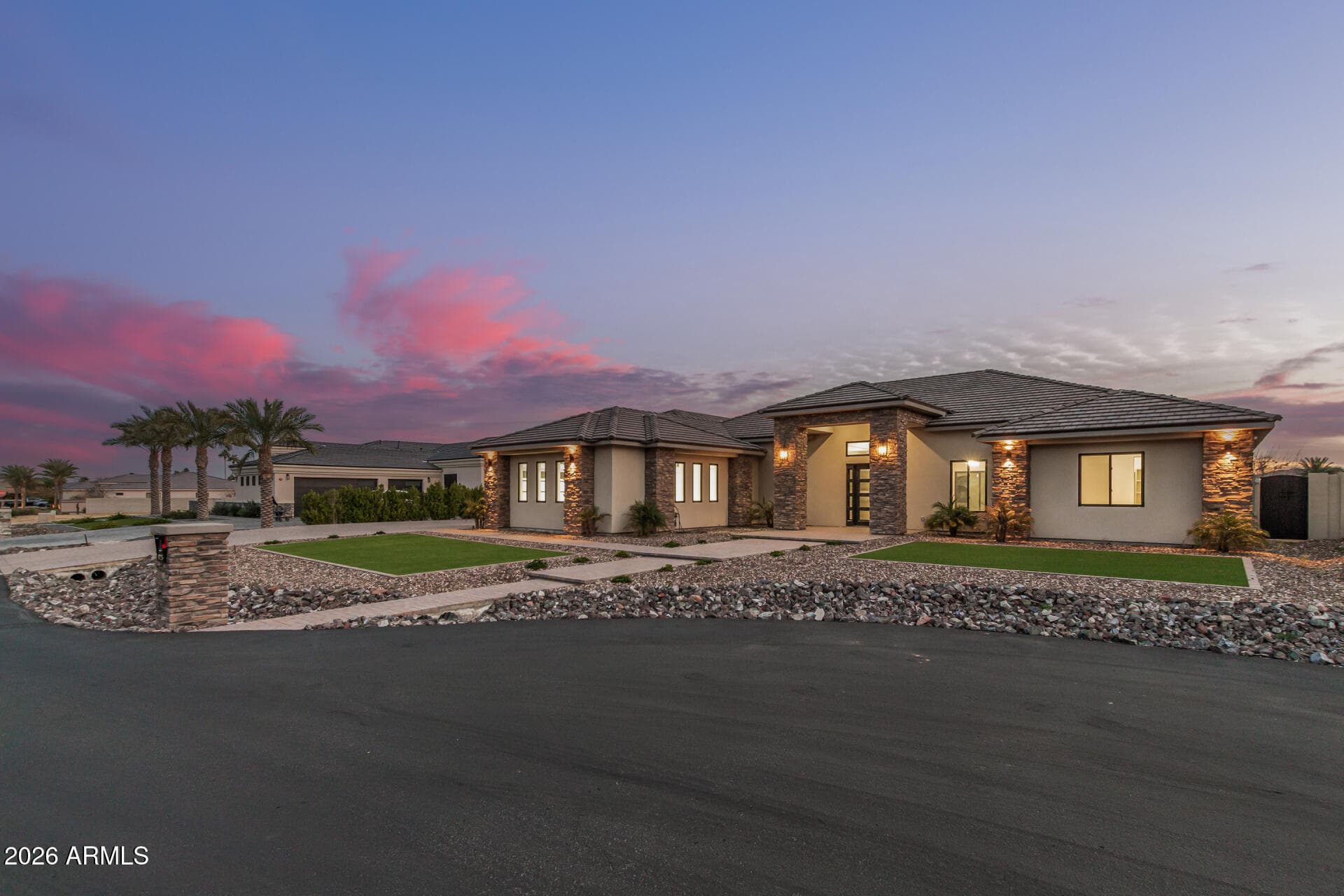 18225 W SAN JUAN CT - Photo 1