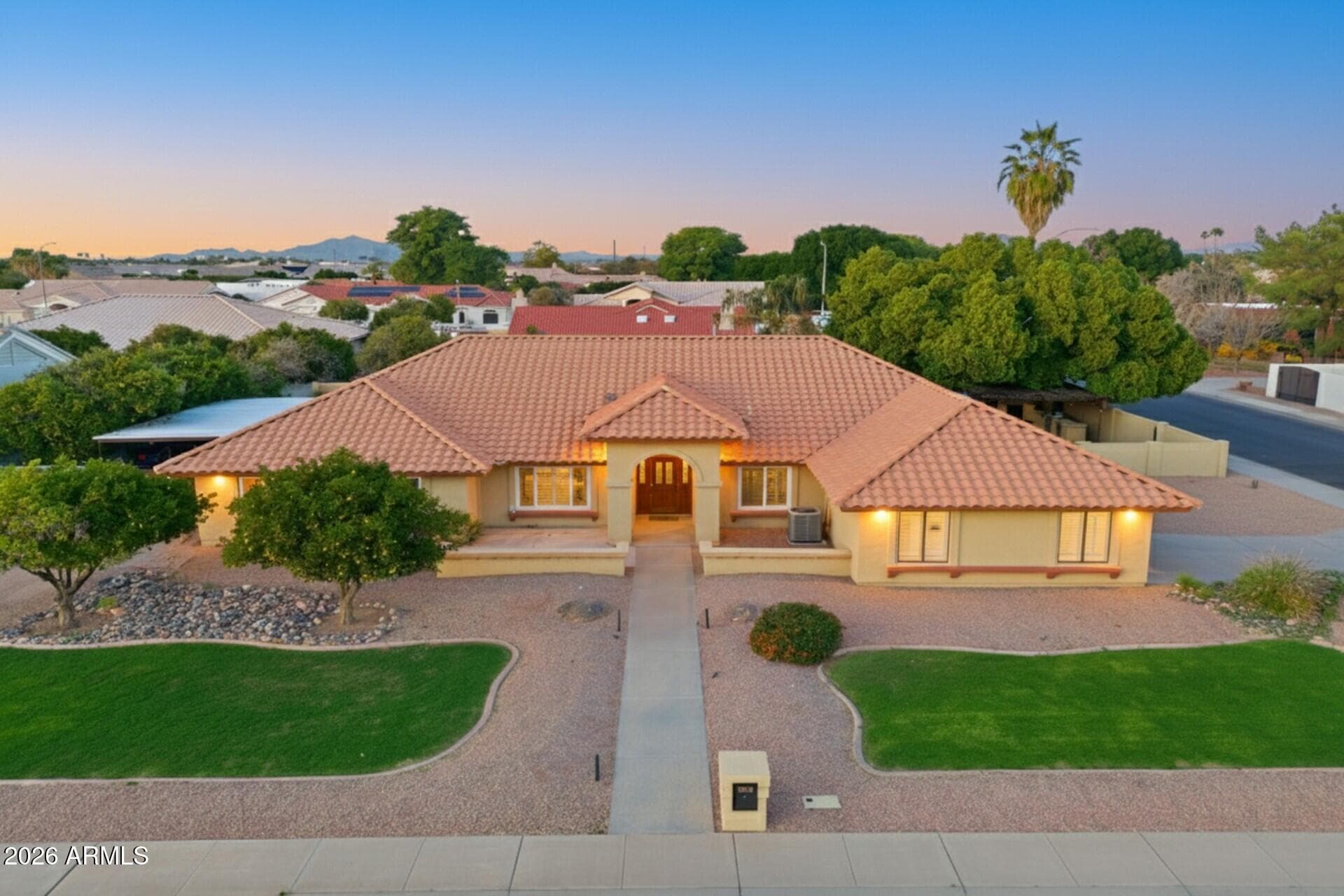 4562 E Elmwood St — photo 1