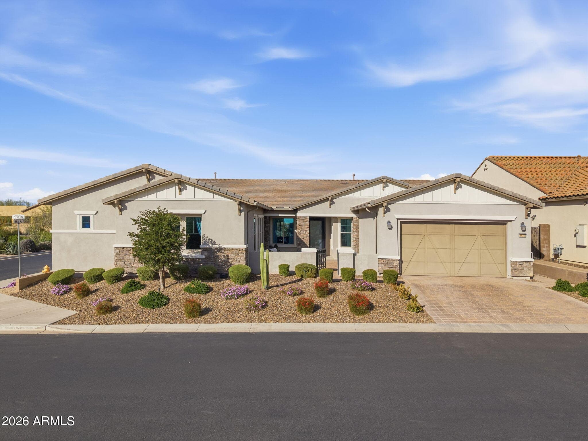 5530 E Oyer Ln — photo 1