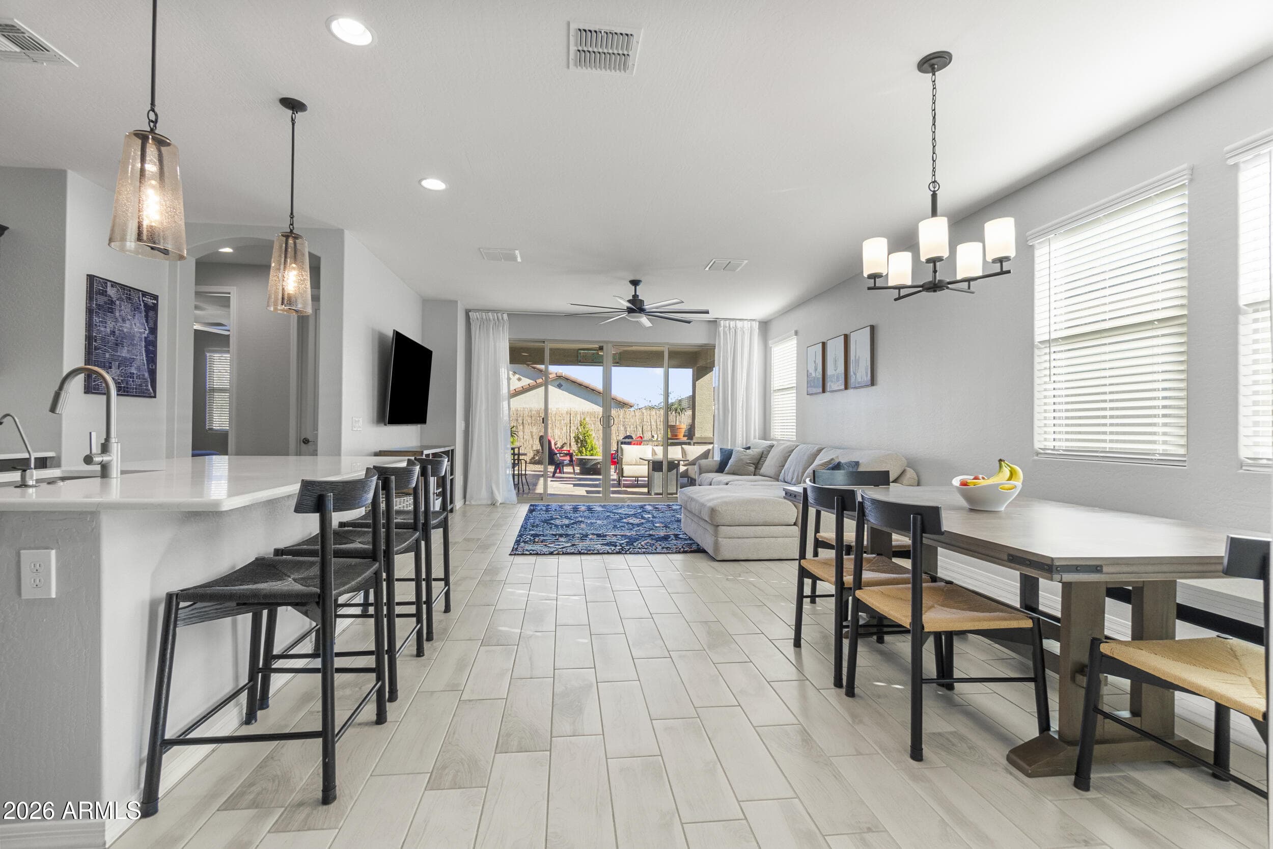 3498 W Dreamy Draw Dr -- — photo 2