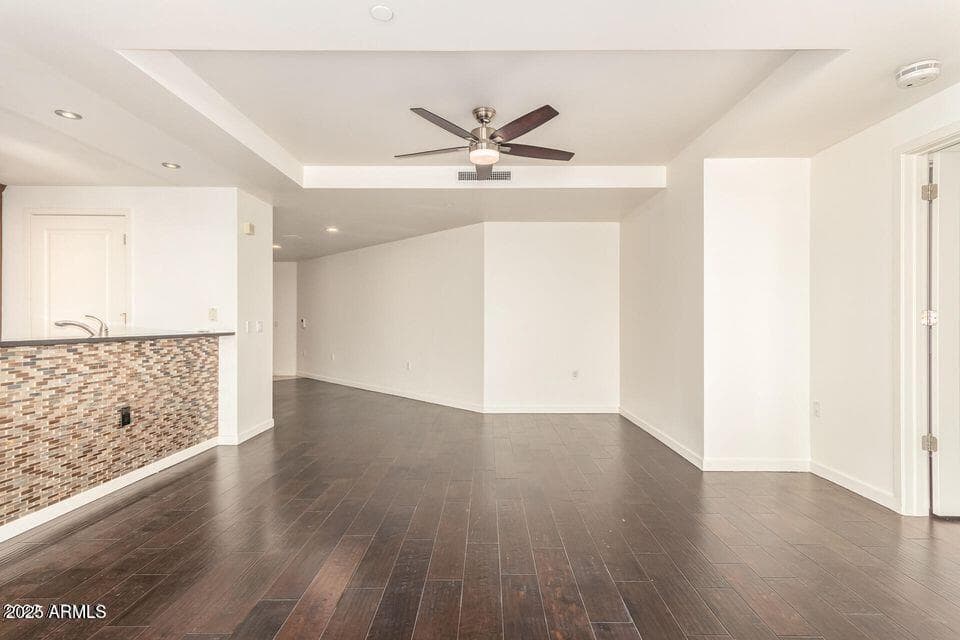 6803 E Main St 3307 — photo 2