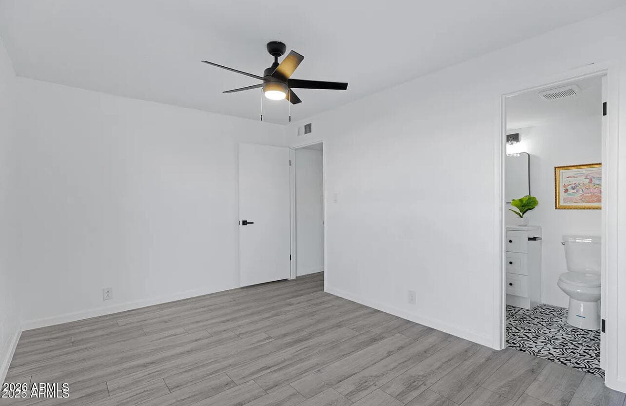 1101 E BETHANY HOME RD - Photo 16