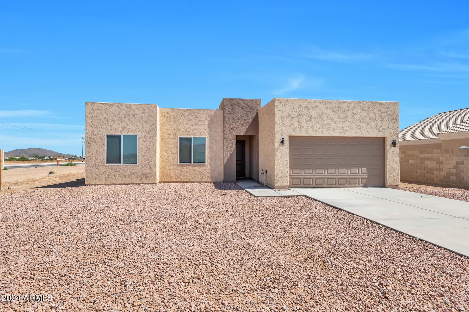 9121 W Debbie Ln — photo 1