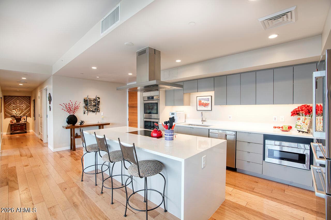 200 W PORTLAND ST - See more photos