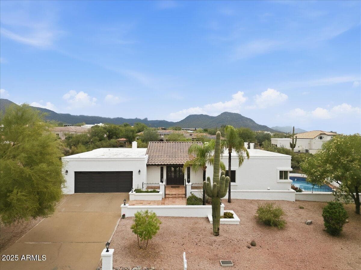 9437 E Calle De Valle Dr — photo 2