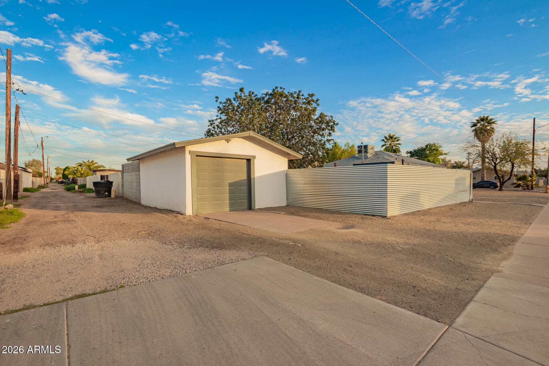 1328 E Weldon Ave — photo 15