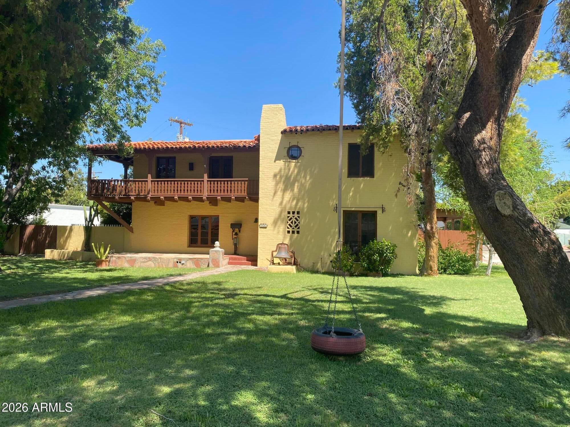 520 E Orange Dr — photo 1