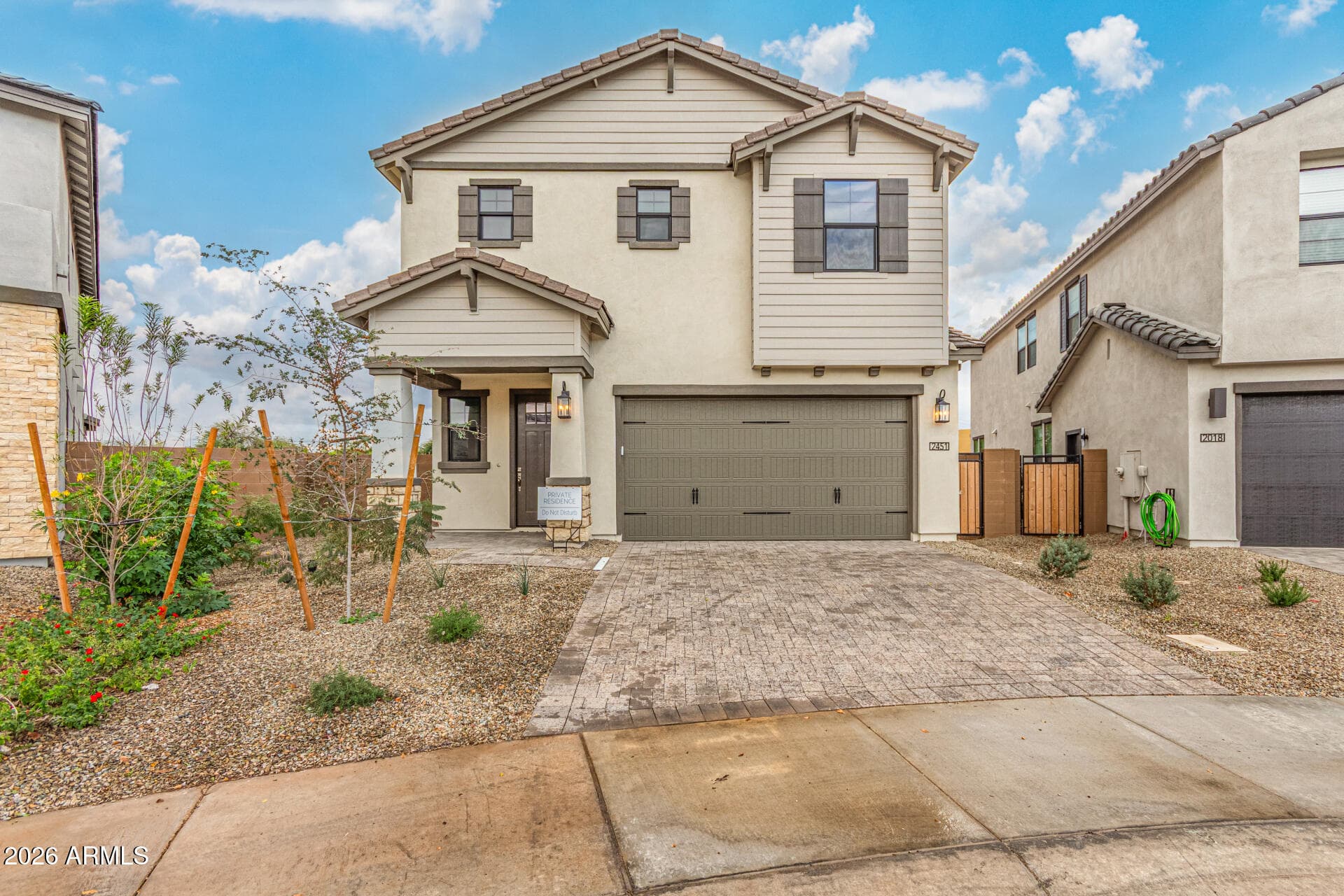 2451 W Los Arboles Pl — photo 2