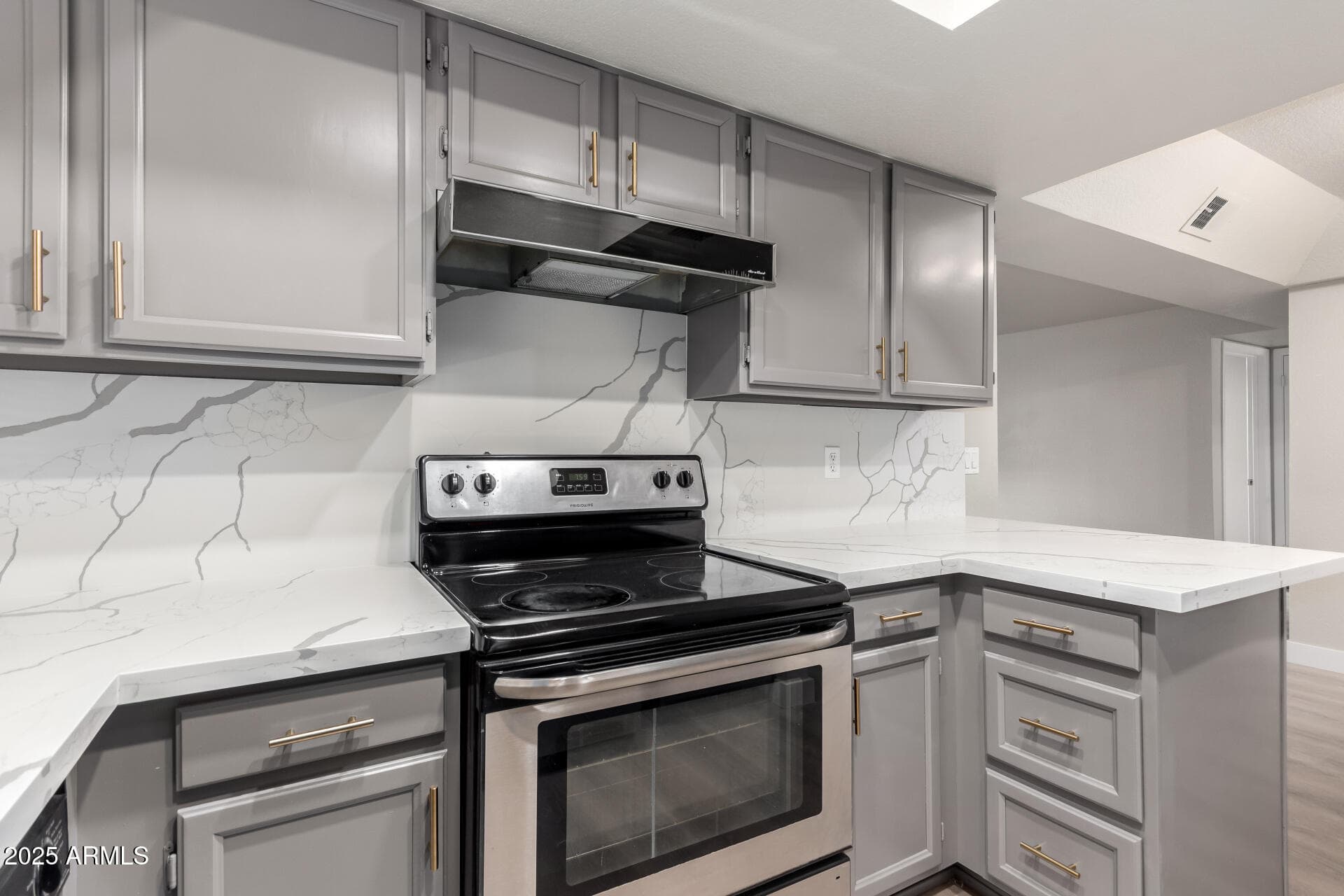 1905 E UNIVERSITY DR - Photo 5