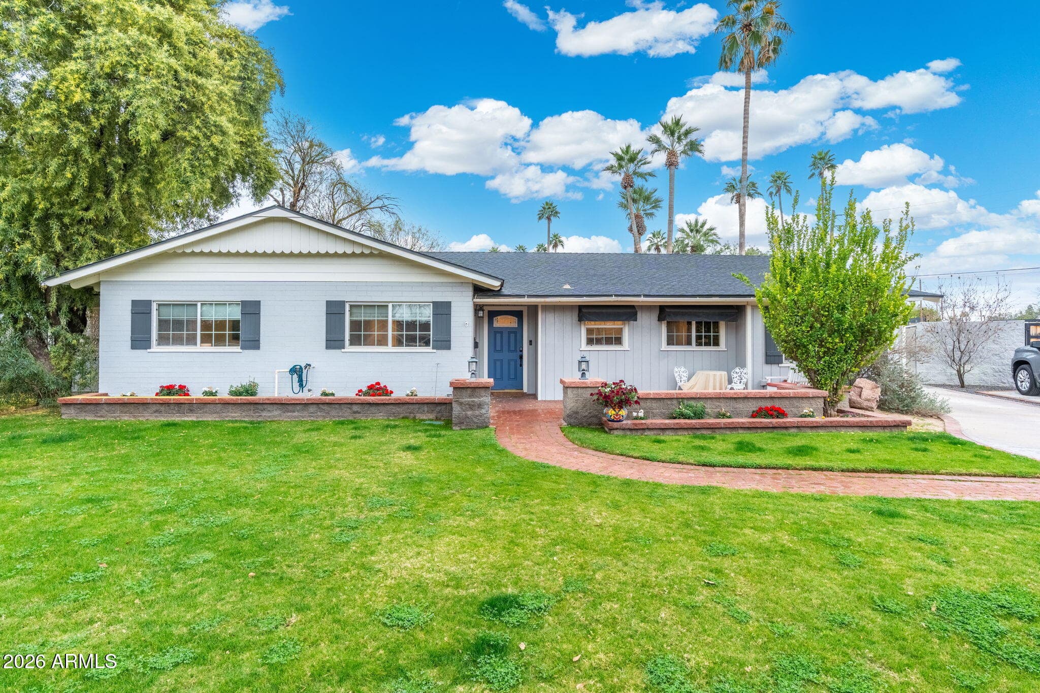 3033 N 53rd St — photo 1