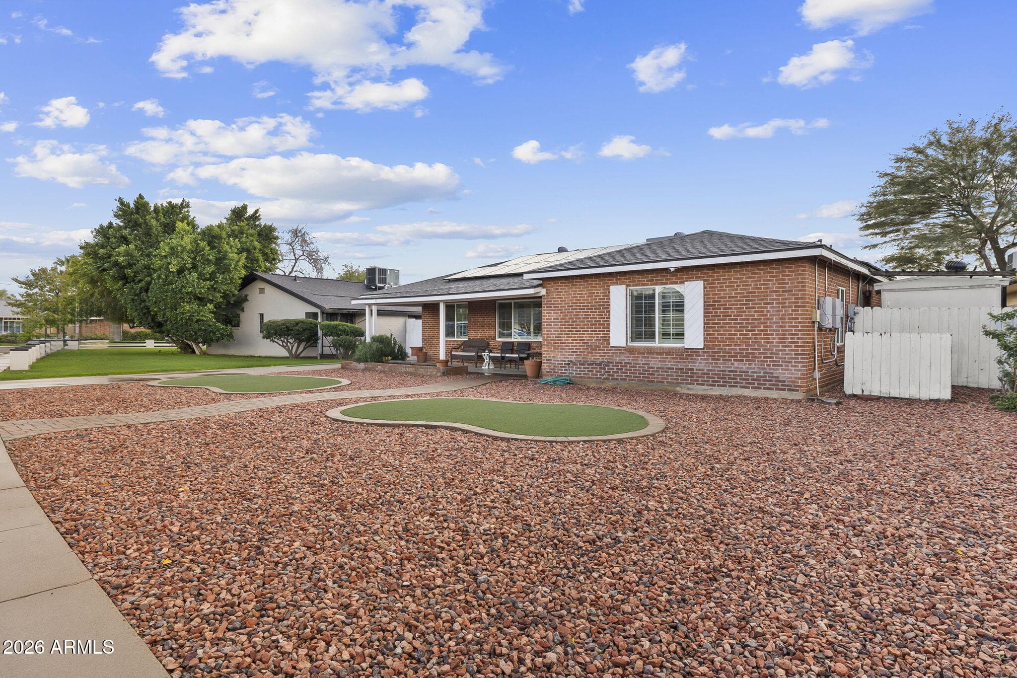 1607 W Whitton Ave — photo 2