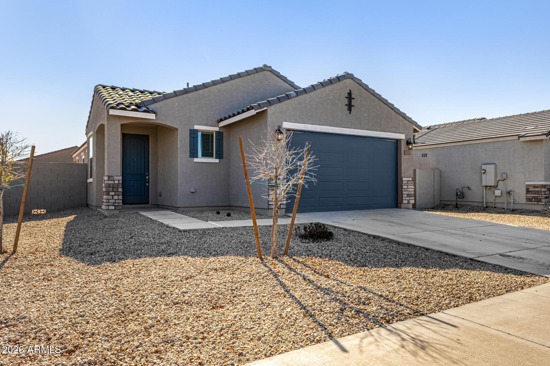 2685 E Tolosa Dr — photo 2
