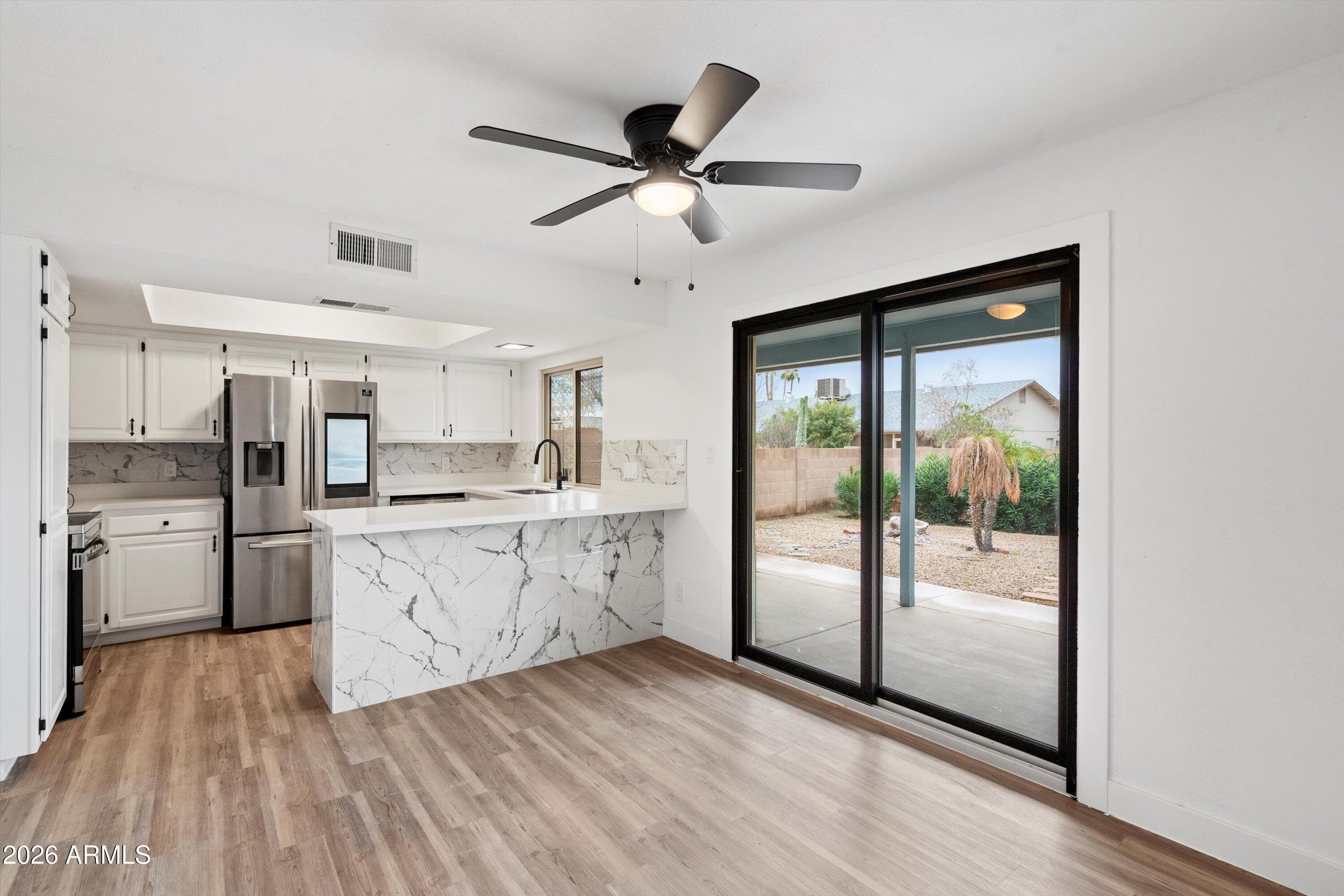 4829 E Apache Circle — photo 2